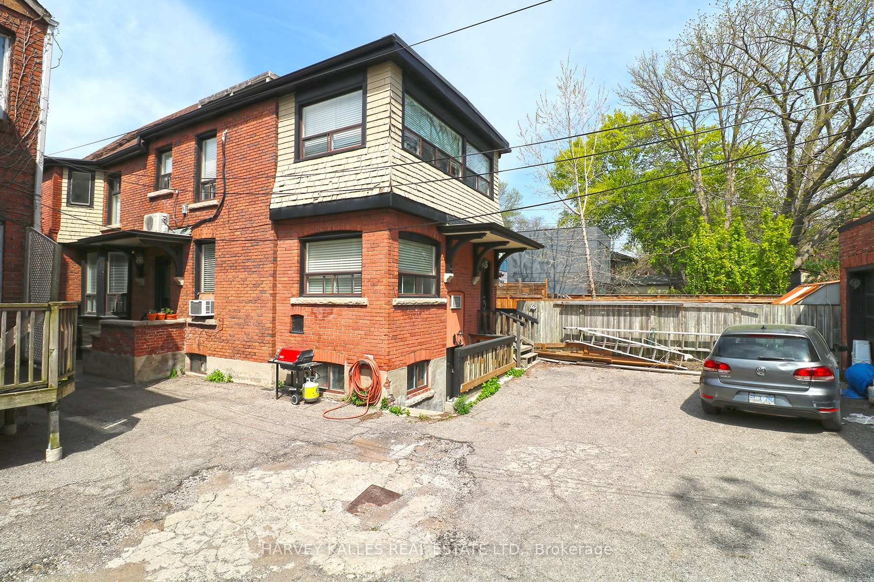 Photo 13 of Unit 5, 27 Hiawatha Road, Toronto, Greenwood-Coxwell — HOMEH