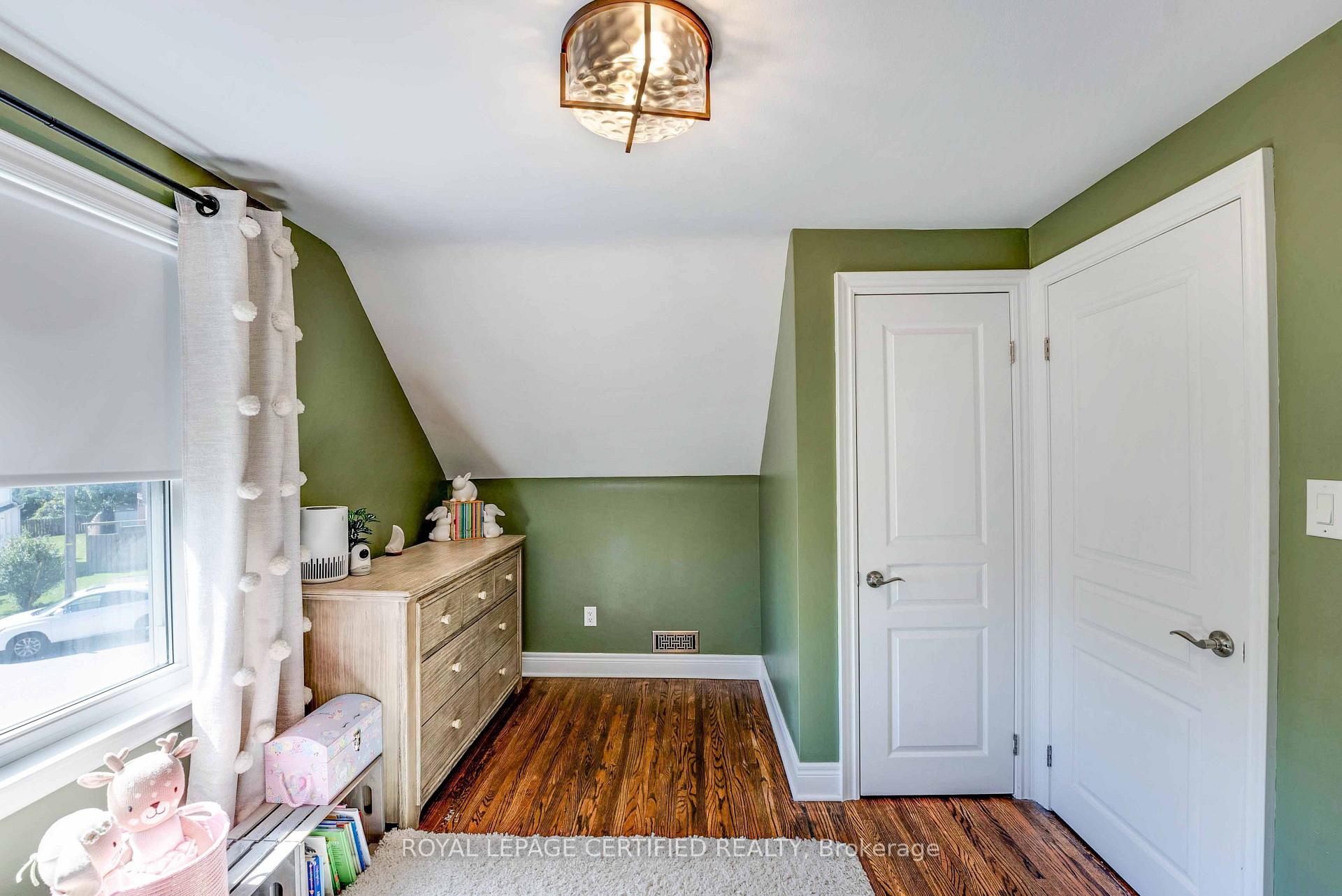 Photo 20 of 6077 Collins Drive, Niagara Falls, Arad/Fallsview — HOMEH