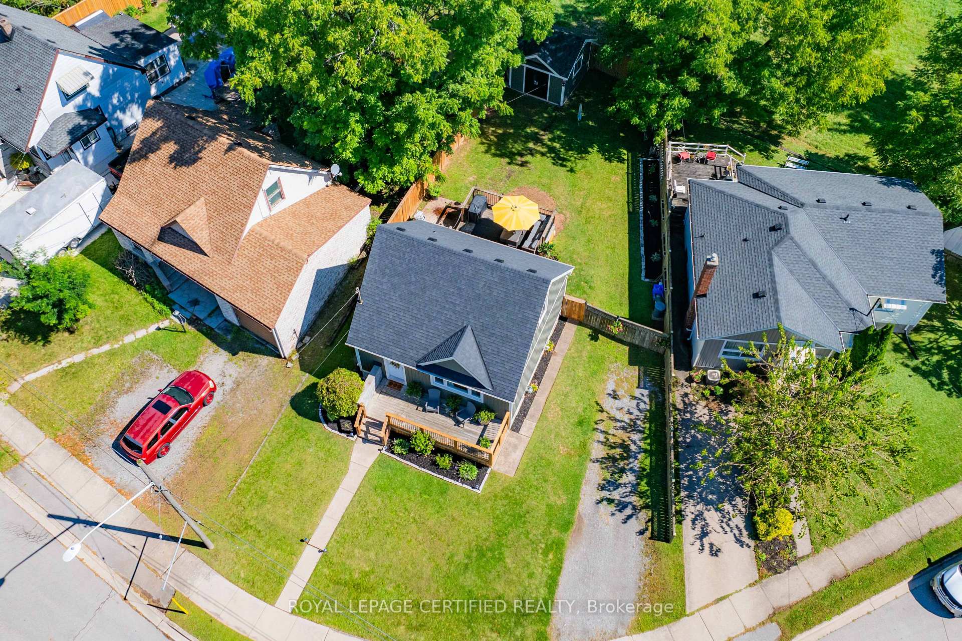Photo 30 of 6077 Collins Drive, Niagara Falls, Arad/Fallsview — HOMEH