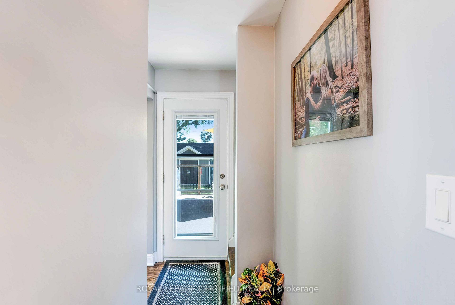 Photo 32 of 6077 Collins Drive, Niagara Falls, Arad/Fallsview — HOMEH