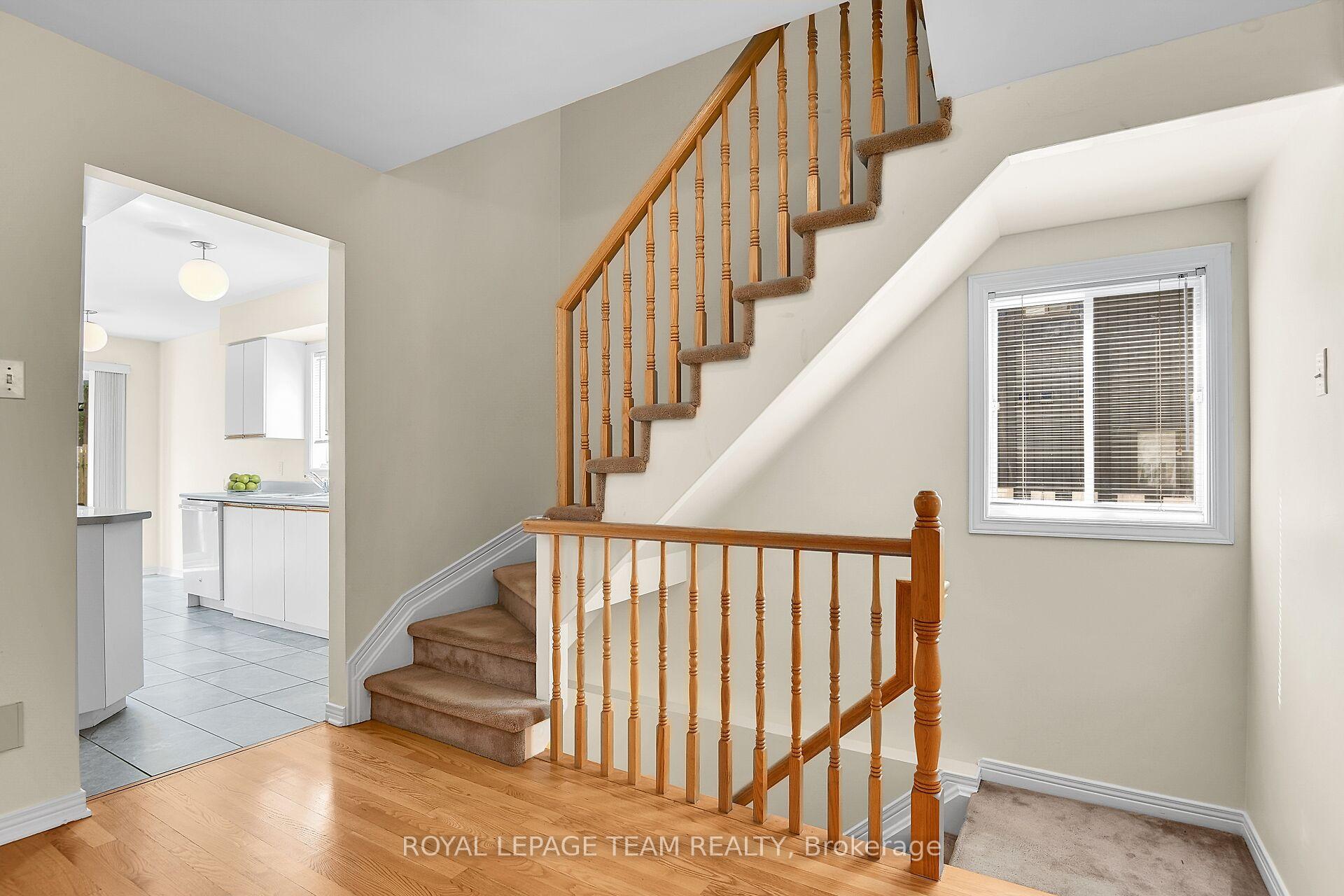 Photo 41 of 307 Cyr Avenue, Ottawa, Vanier — HOMEH