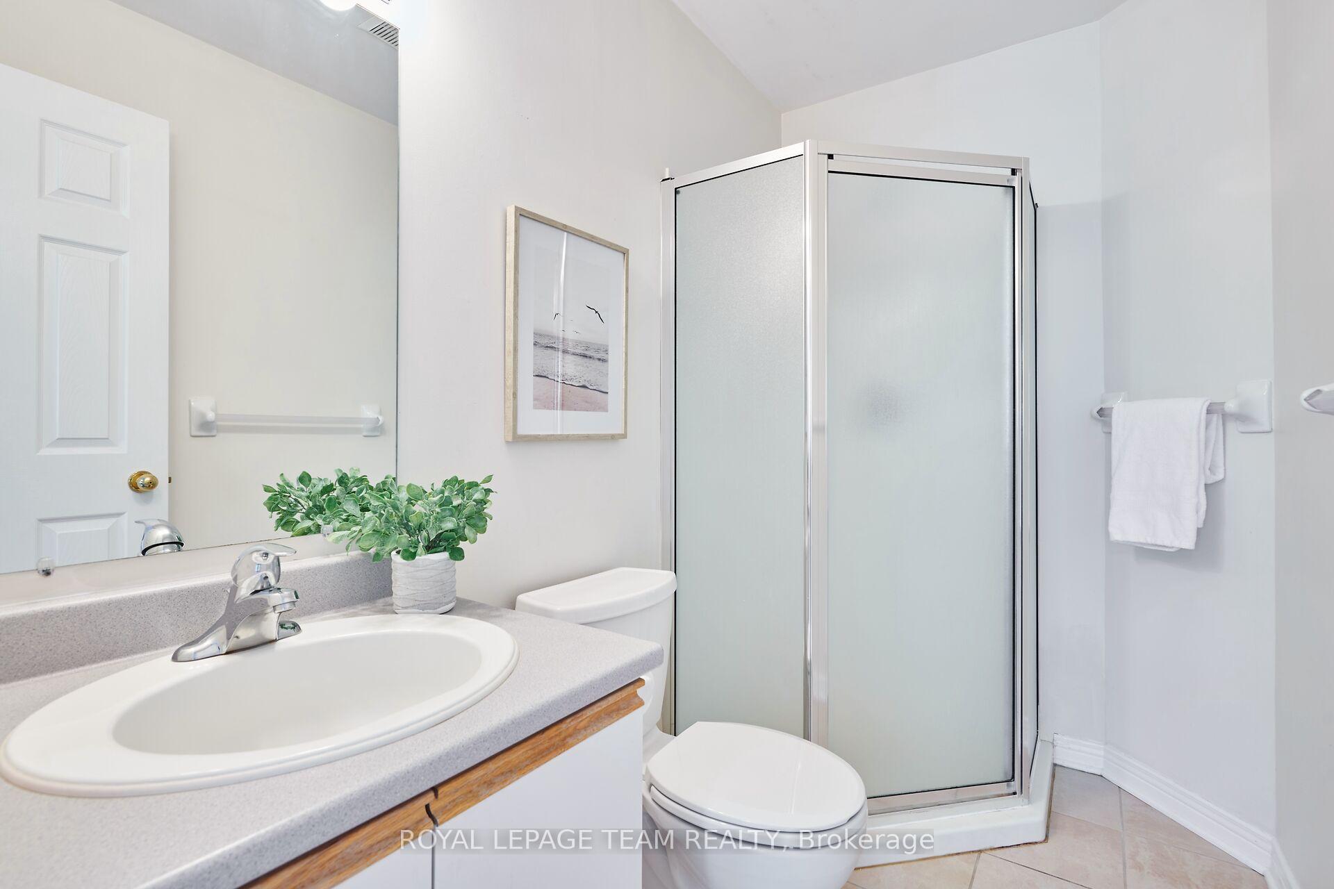 Photo 46 of 307 Cyr Avenue, Ottawa, Vanier — HOMEH