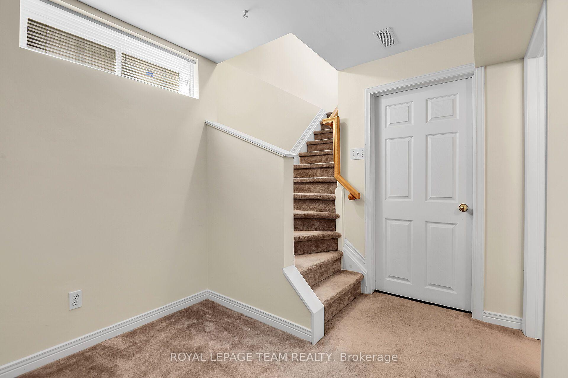 Photo 54 of 307 Cyr Avenue, Ottawa, Vanier — HOMEH