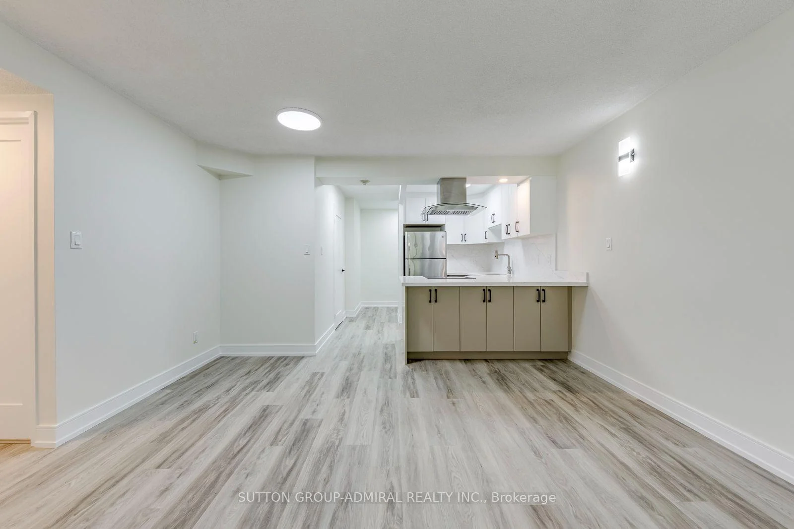 Photo 19 of Unit 406, 633 Bay Street, Toronto, Bay Street Corridor — HOMEH