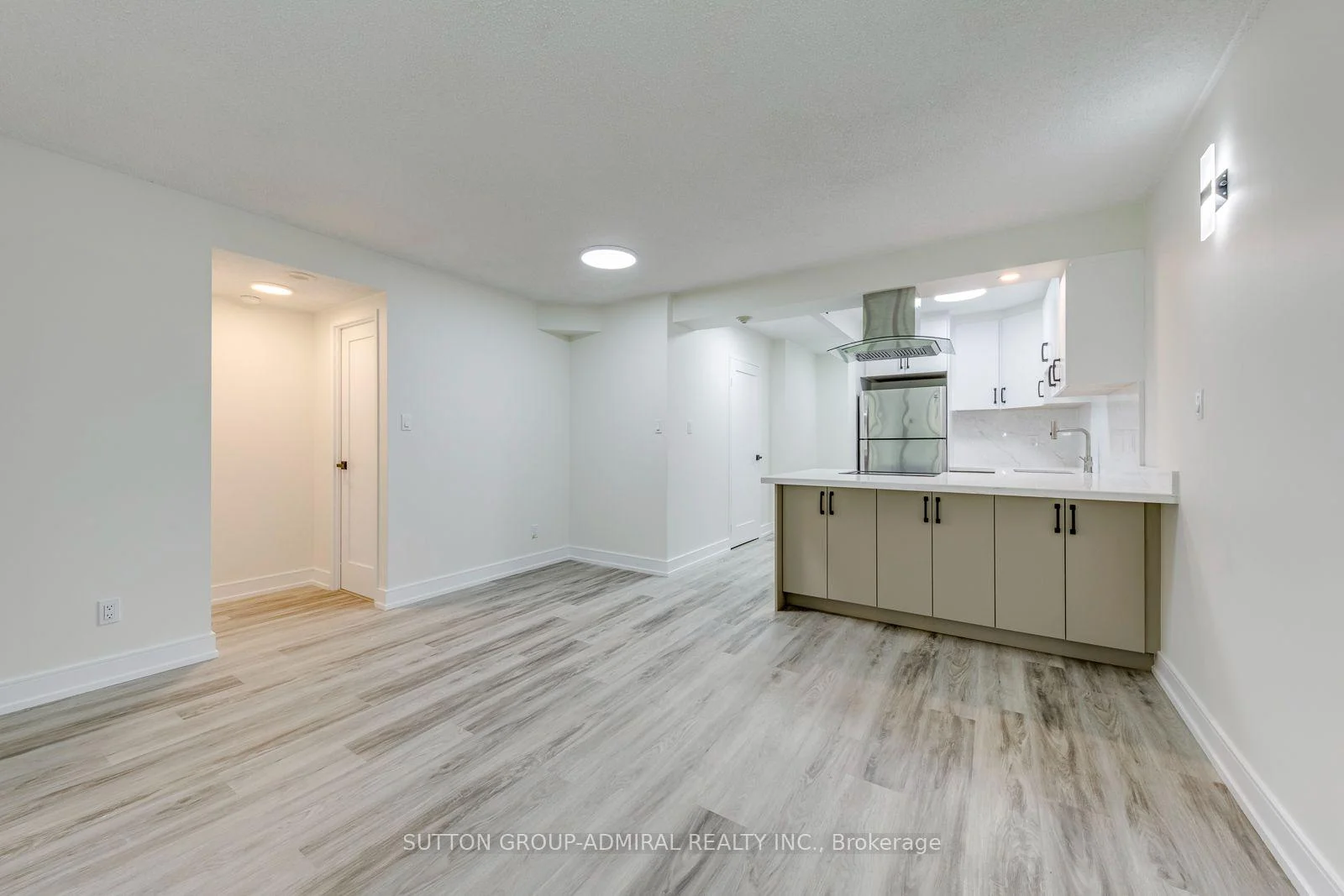 Photo 20 of Unit 406, 633 Bay Street, Toronto, Bay Street Corridor — HOMEH