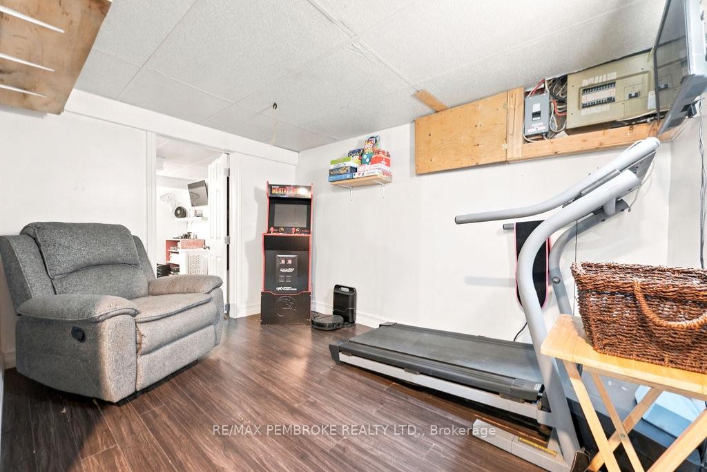 Photo 36 of 617 Third Avenue S, Laurentian Valley, Laurentian Valley — HOMEH