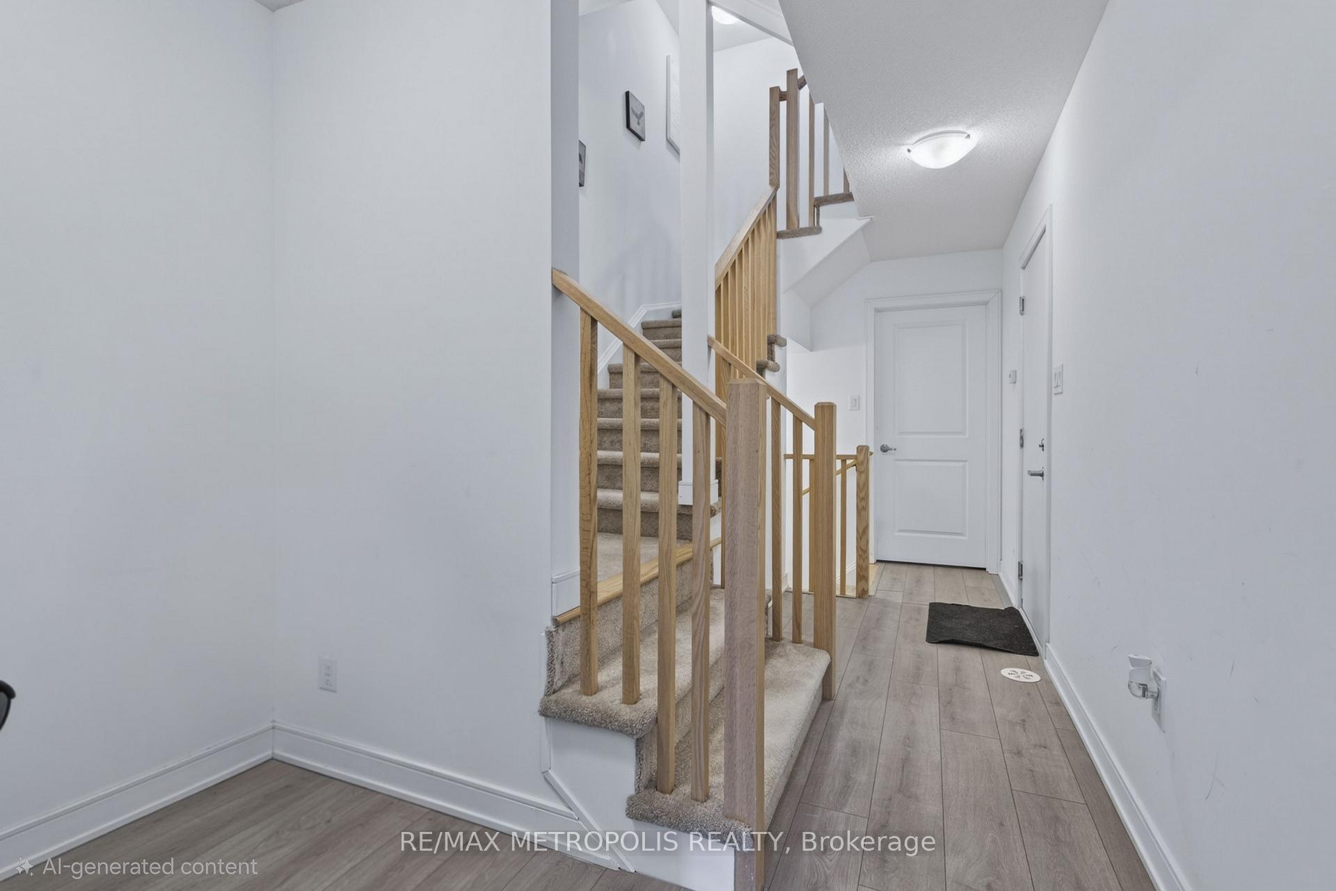 Photo 8 of 132 Blue Forest Crescent, Barrie, Innis-Shore — HOMEH