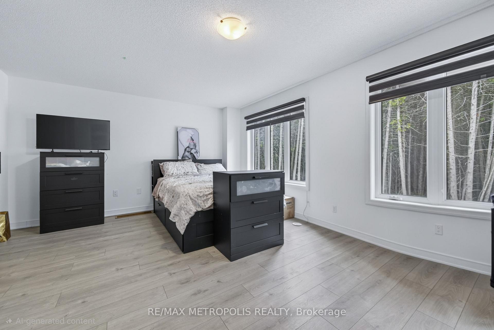 Photo 9 of 132 Blue Forest Crescent, Barrie, Innis-Shore — HOMEH