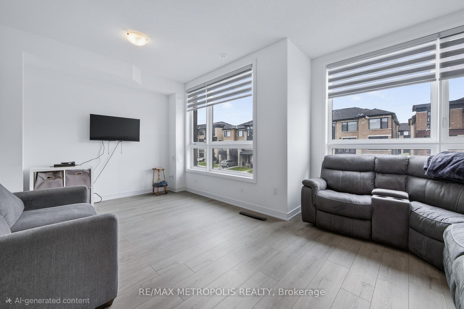 Photo 27 of 132 Blue Forest Crescent, Barrie, Innis-Shore — HOMEH