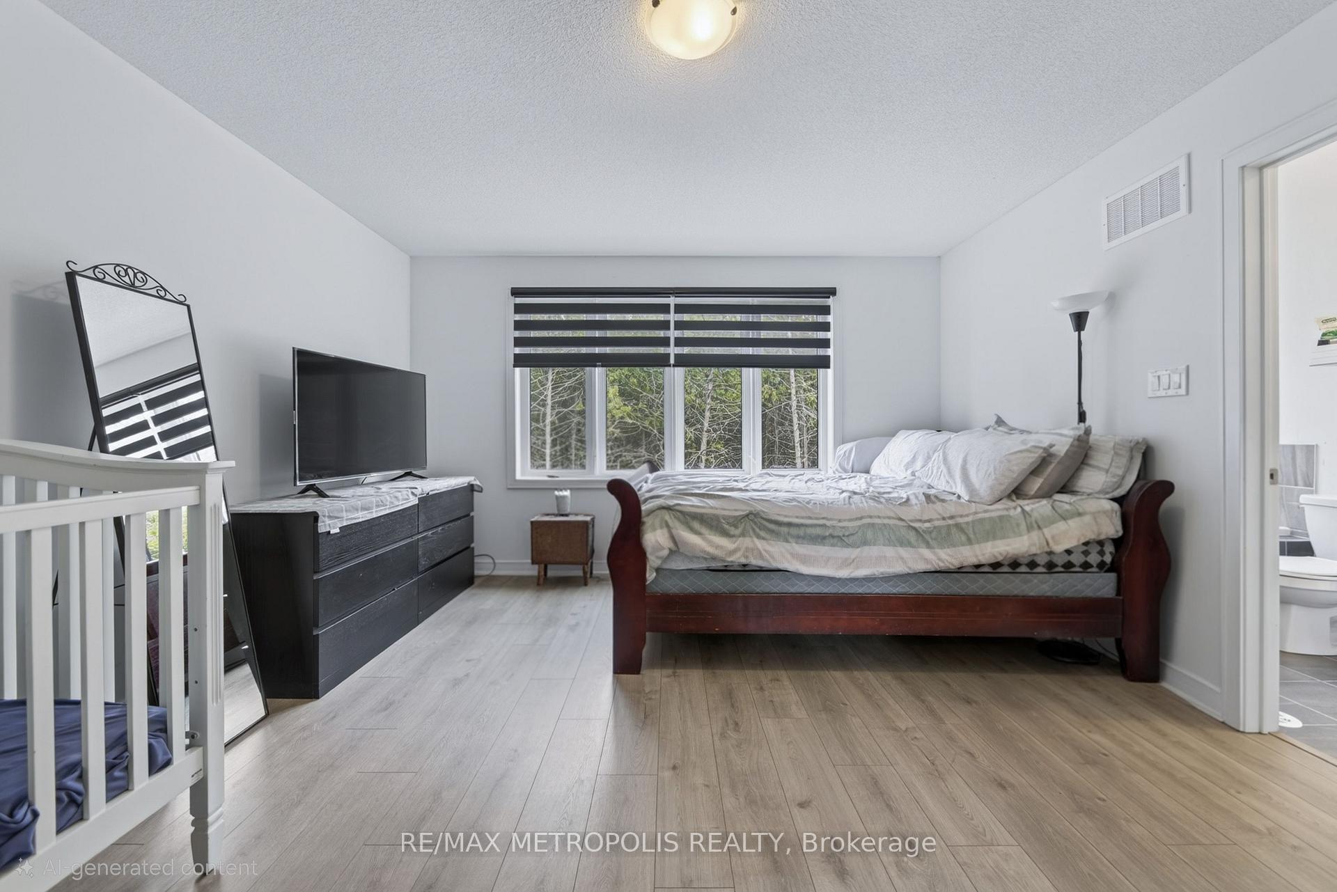 Photo 34 of 132 Blue Forest Crescent, Barrie, Innis-Shore — HOMEH