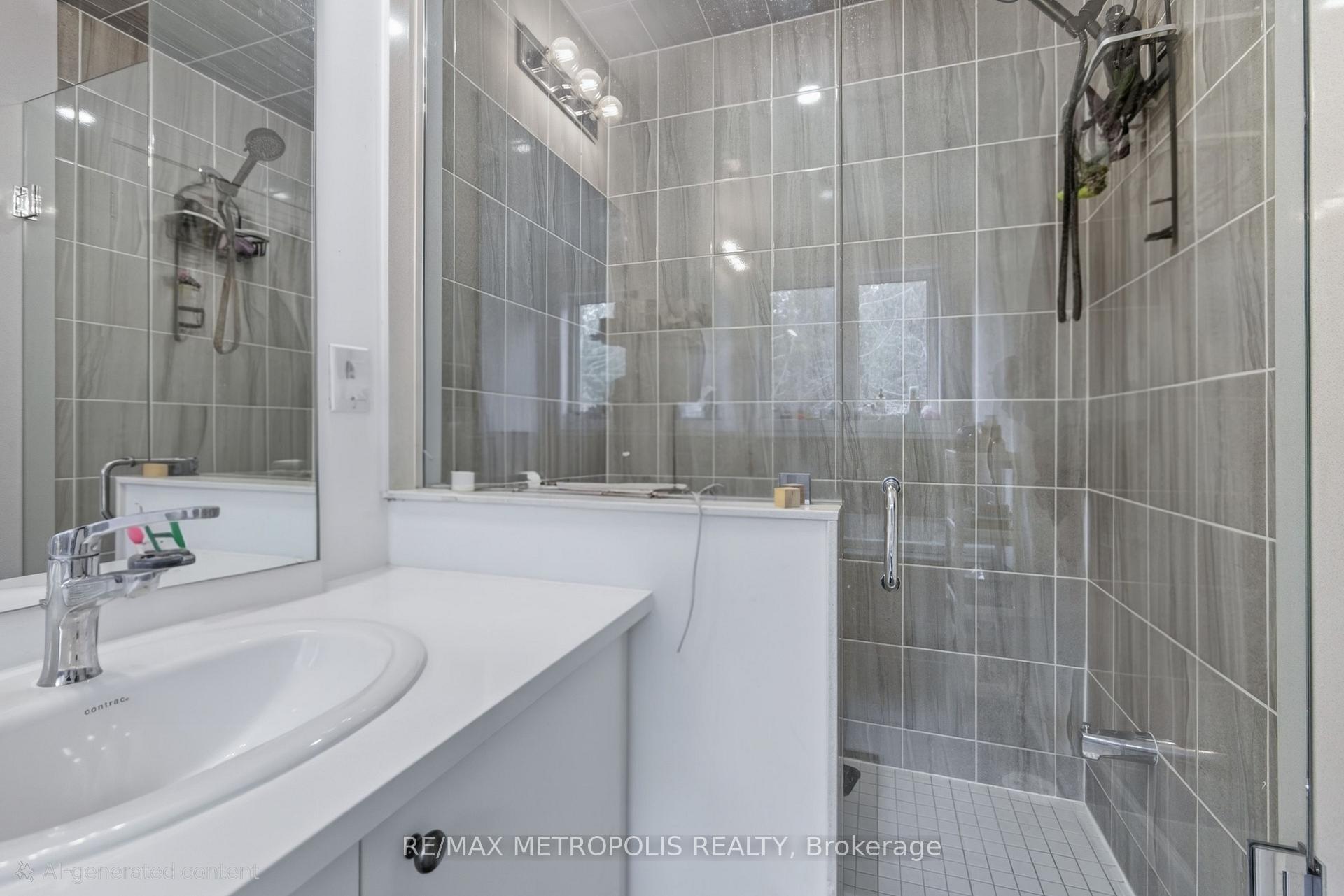 Photo 36 of 132 Blue Forest Crescent, Barrie, Innis-Shore — HOMEH