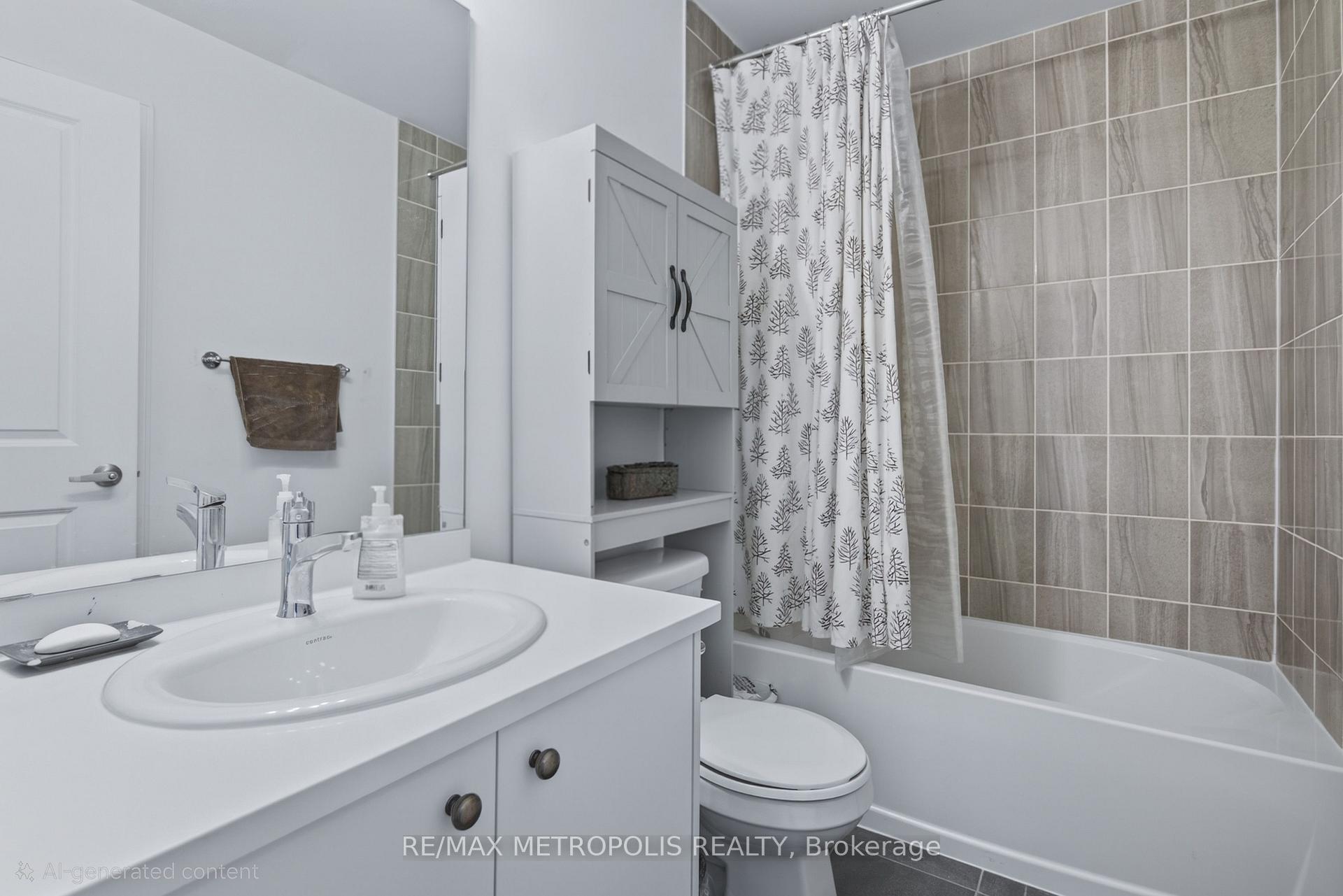 Photo 39 of 132 Blue Forest Crescent, Barrie, Innis-Shore — HOMEH