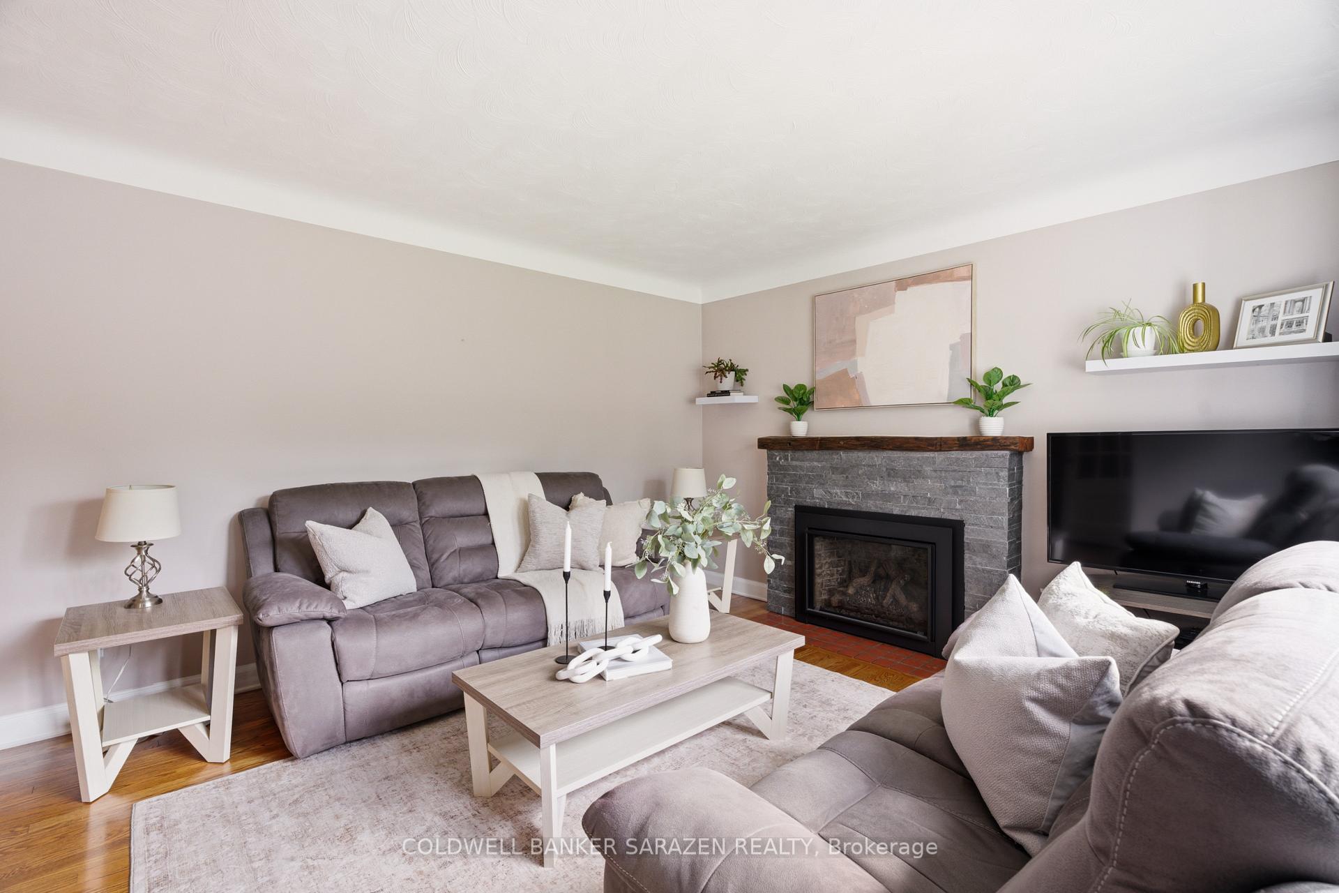 Photo 16 of 79 St Claire Avenue, Ottawa, Meadowlands/St. Claire Gardens — HOMEH