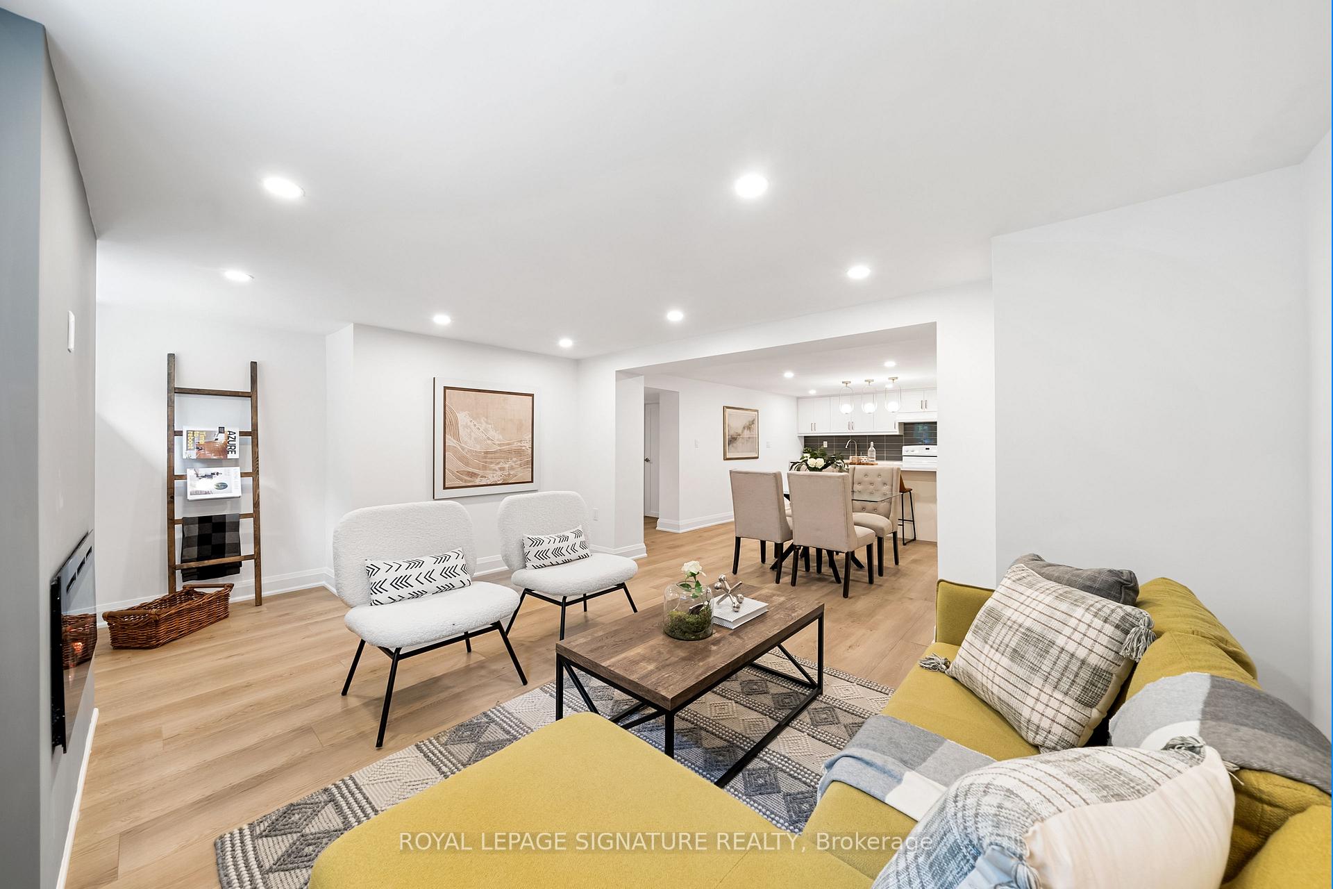 Photo 5 of Unit Lower, 247 Kathryn Crescent, Newmarket, Central Newmarket — HOMEH