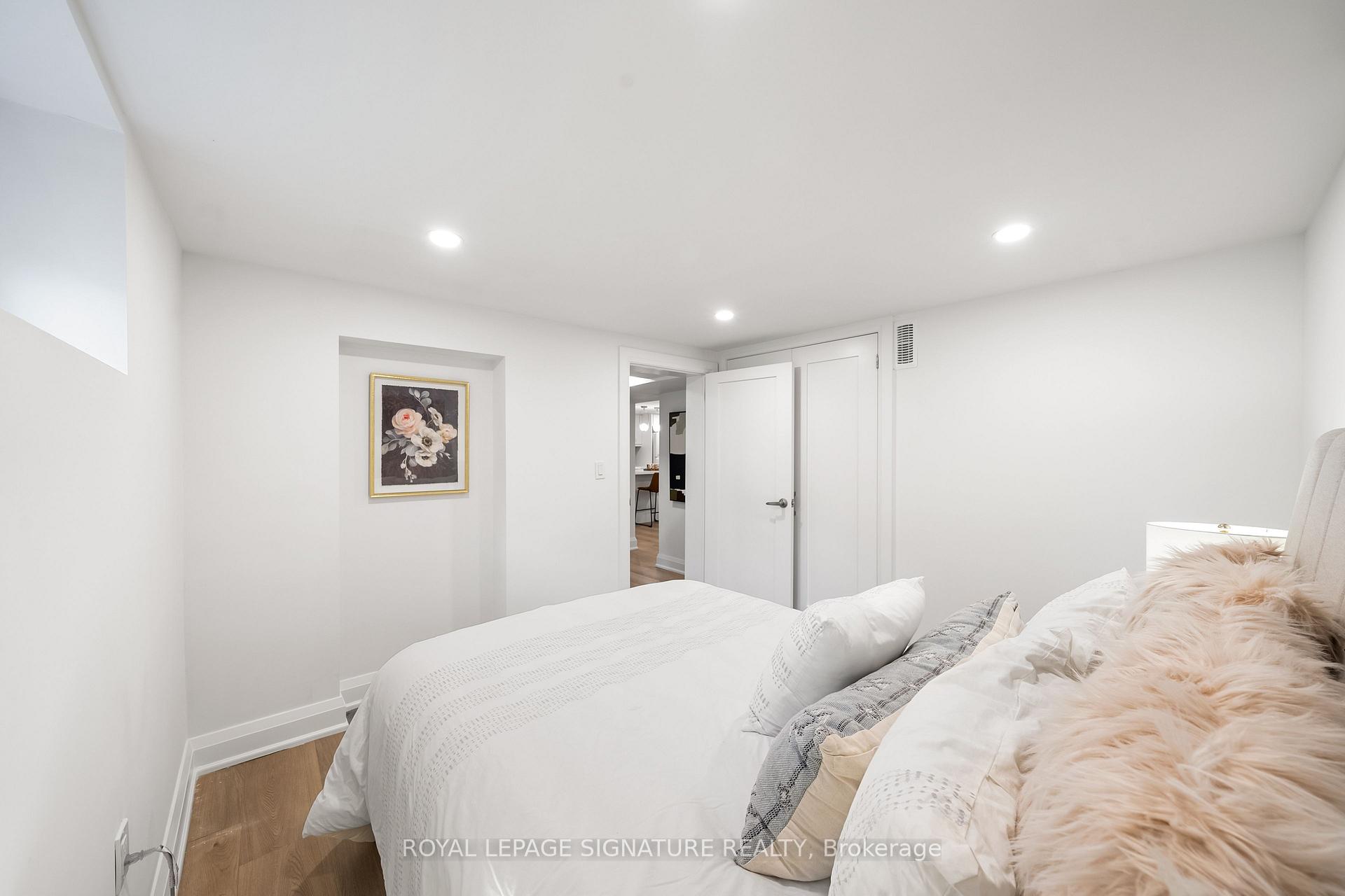 Photo 9 of Unit Lower, 247 Kathryn Crescent, Newmarket, Central Newmarket — HOMEH