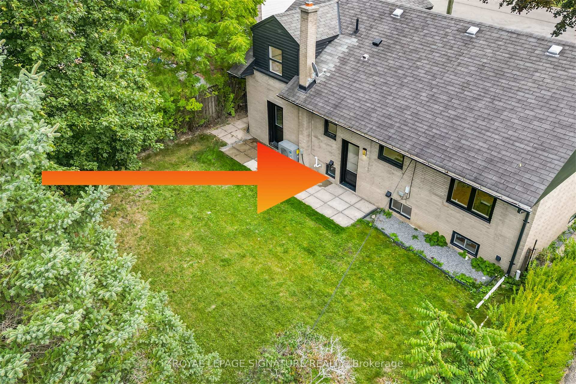 Photo 12 of Unit Lower, 247 Kathryn Crescent, Newmarket, Central Newmarket — HOMEH