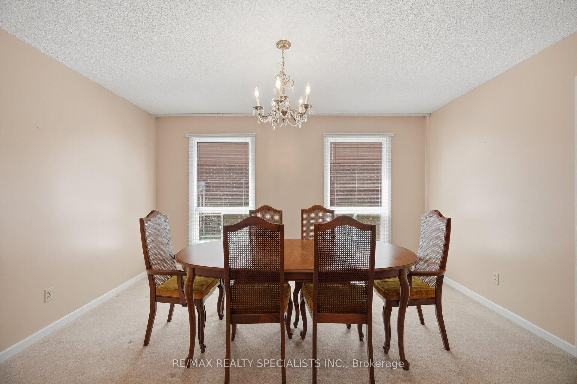 Photo 9 of 18 Jill Crescent, Brampton, Northgate — HOMEH