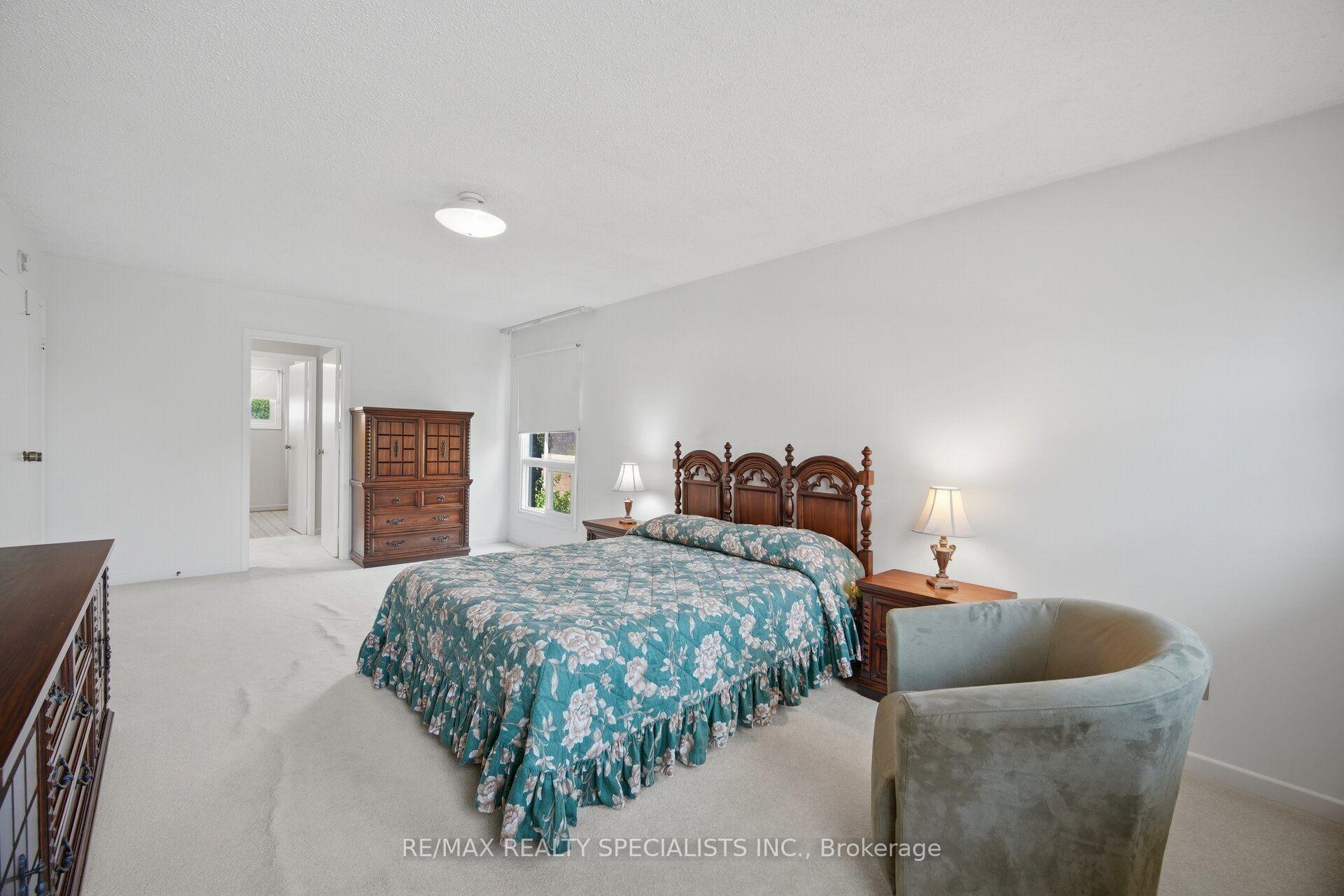 Photo 21 of 18 Jill Crescent, Brampton, Northgate — HOMEH