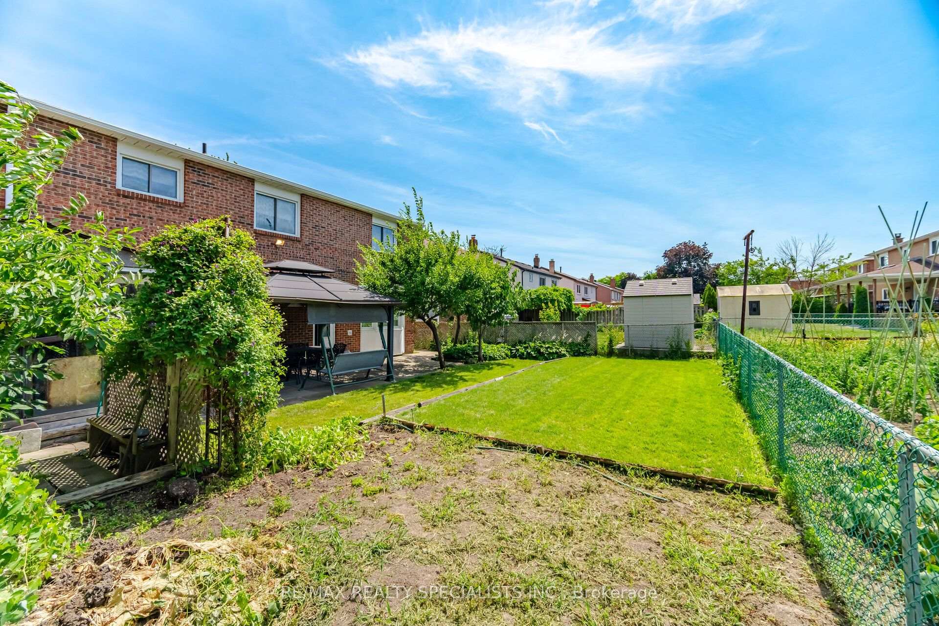 Photo 43 of 18 Jill Crescent, Brampton, Northgate — HOMEH