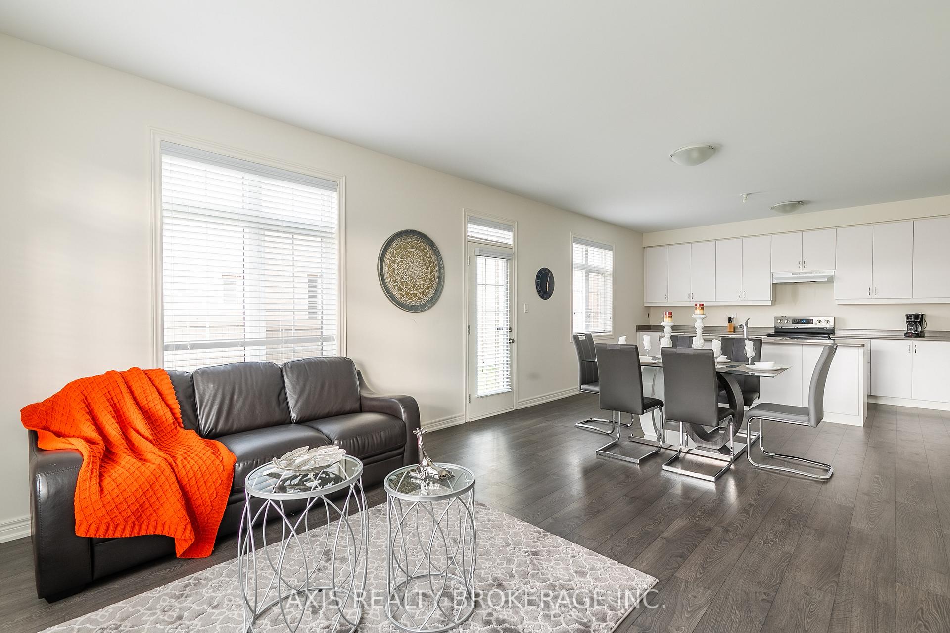 Photo 8 of 388 Grindstone Trail, Oakville, Joshua Meadows — HOMEH