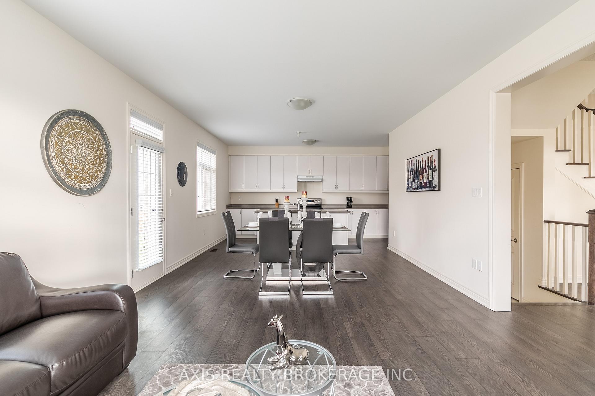 Photo 10 of 388 Grindstone Trail, Oakville, Joshua Meadows — HOMEH