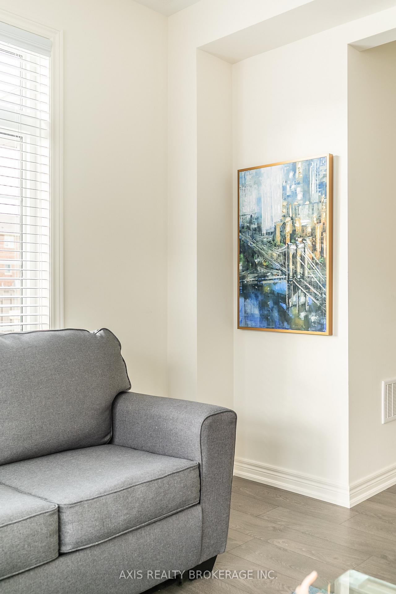 Photo 21 of 388 Grindstone Trail, Oakville, Joshua Meadows — HOMEH