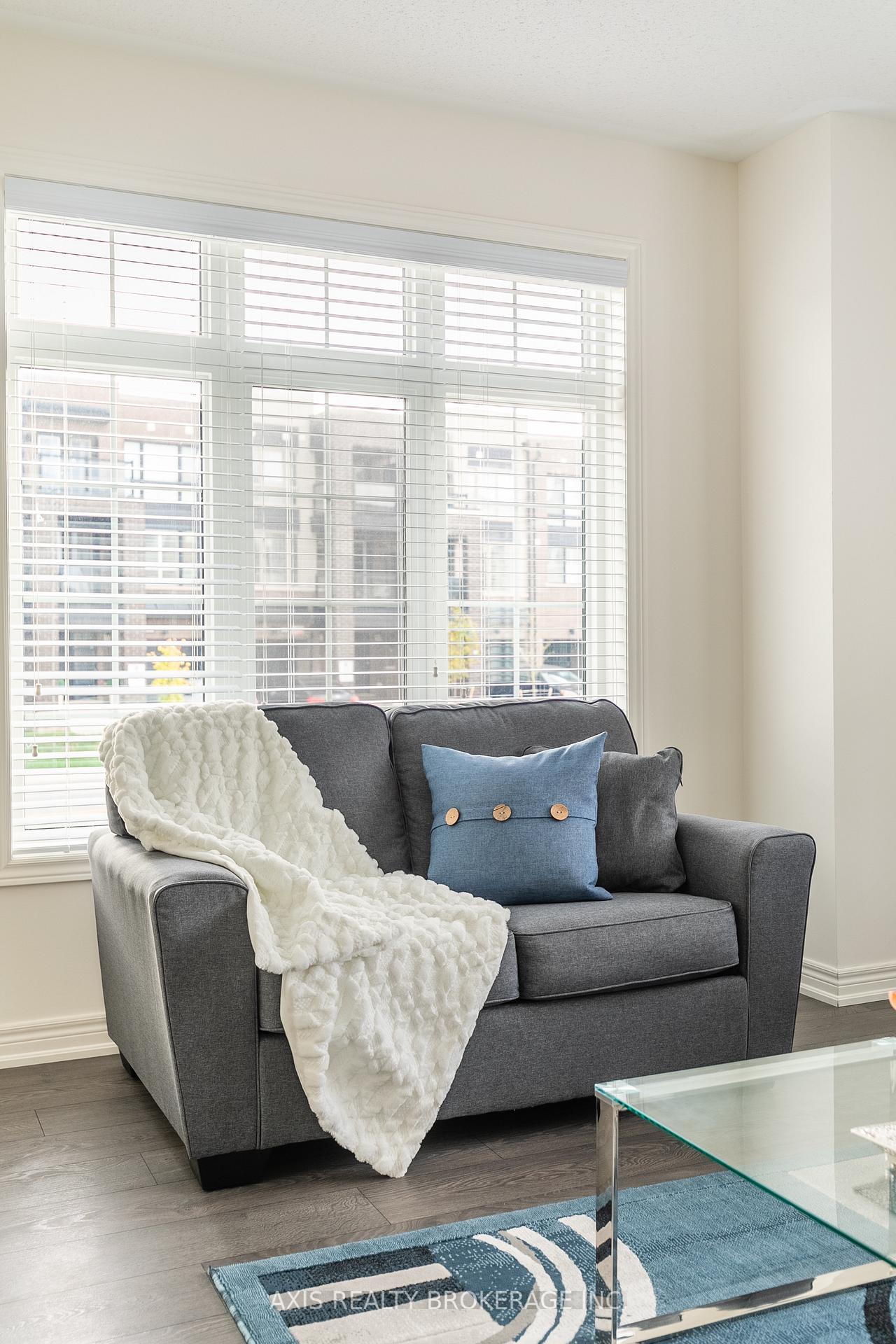 Photo 22 of 388 Grindstone Trail, Oakville, Joshua Meadows — HOMEH