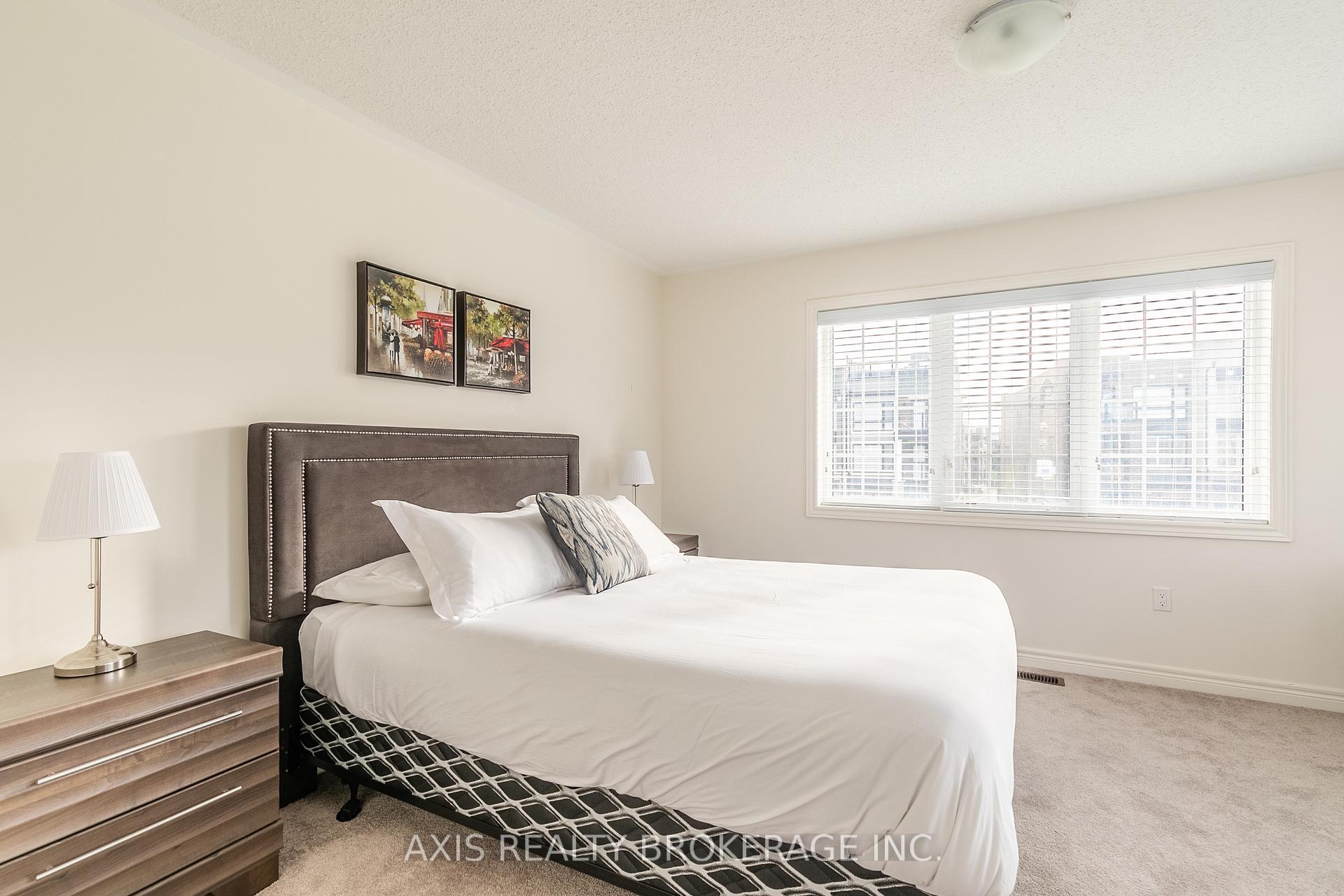 Photo 32 of 388 Grindstone Trail, Oakville, Joshua Meadows — HOMEH