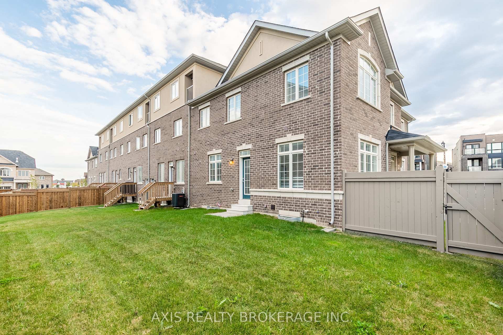 Photo 47 of 388 Grindstone Trail, Oakville, Joshua Meadows — HOMEH