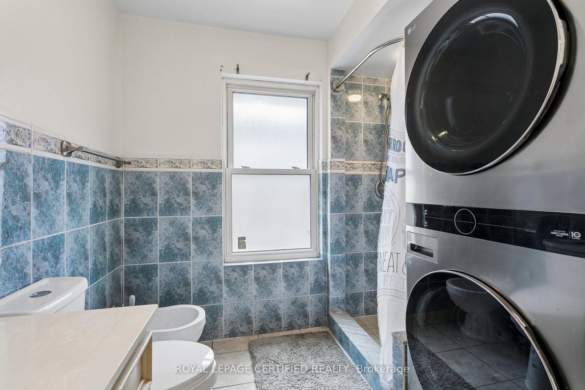 Photo 22 of 33 Donald Avenue, Toronto, Keelesdale-Eglinton West — HOMEH