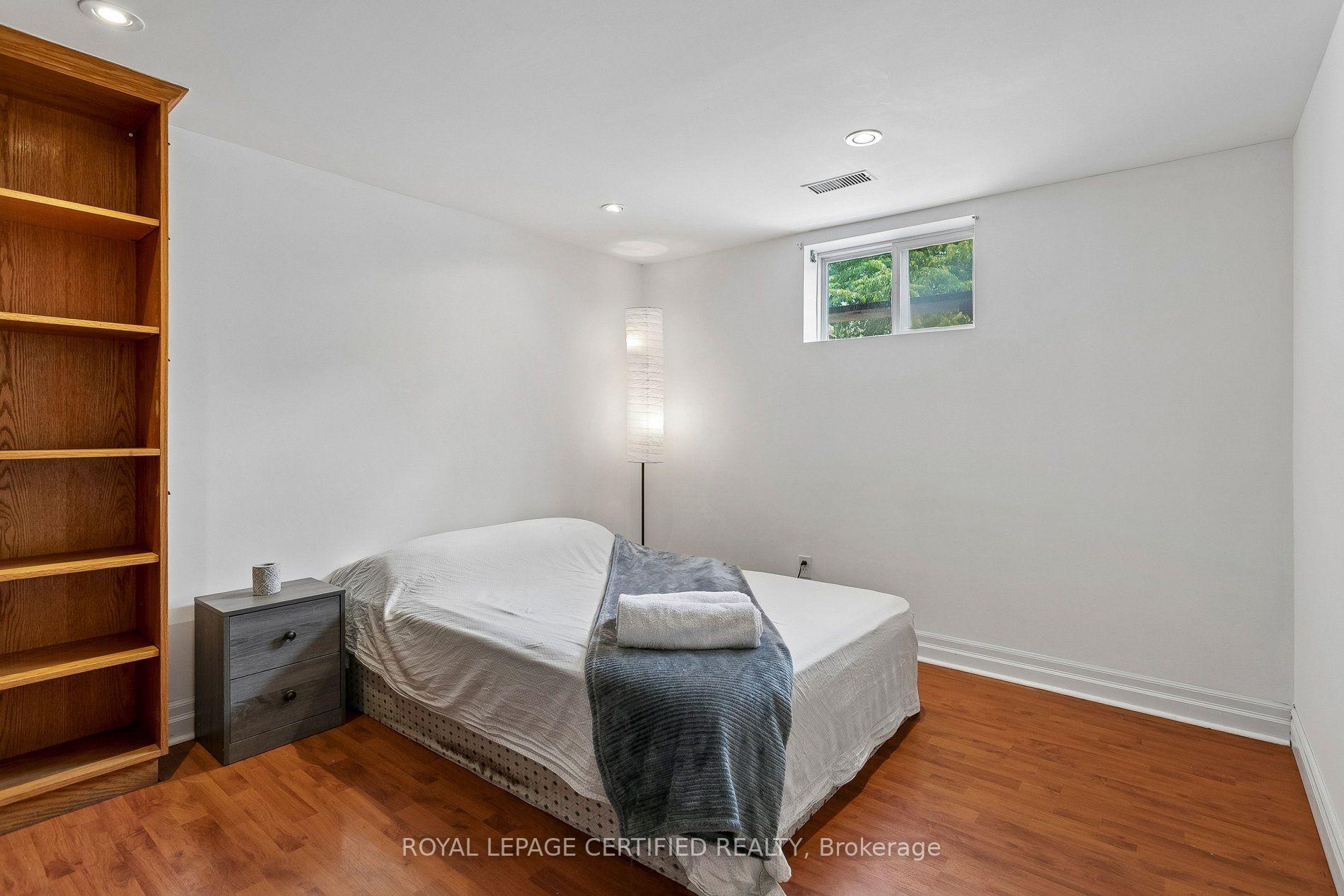 Photo 29 of 33 Donald Avenue, Toronto, Keelesdale-Eglinton West — HOMEH