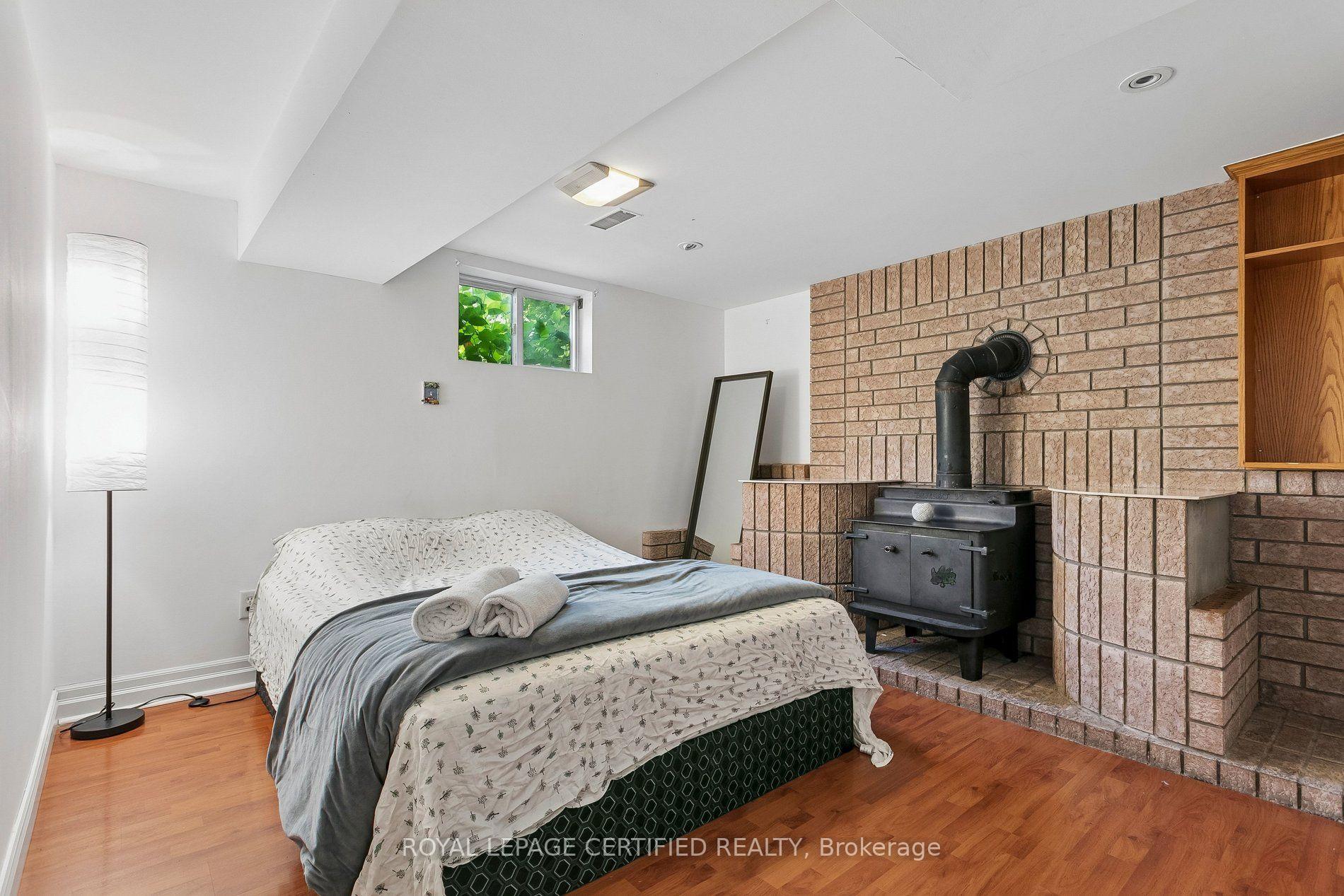 Photo 30 of 33 Donald Avenue, Toronto, Keelesdale-Eglinton West — HOMEH