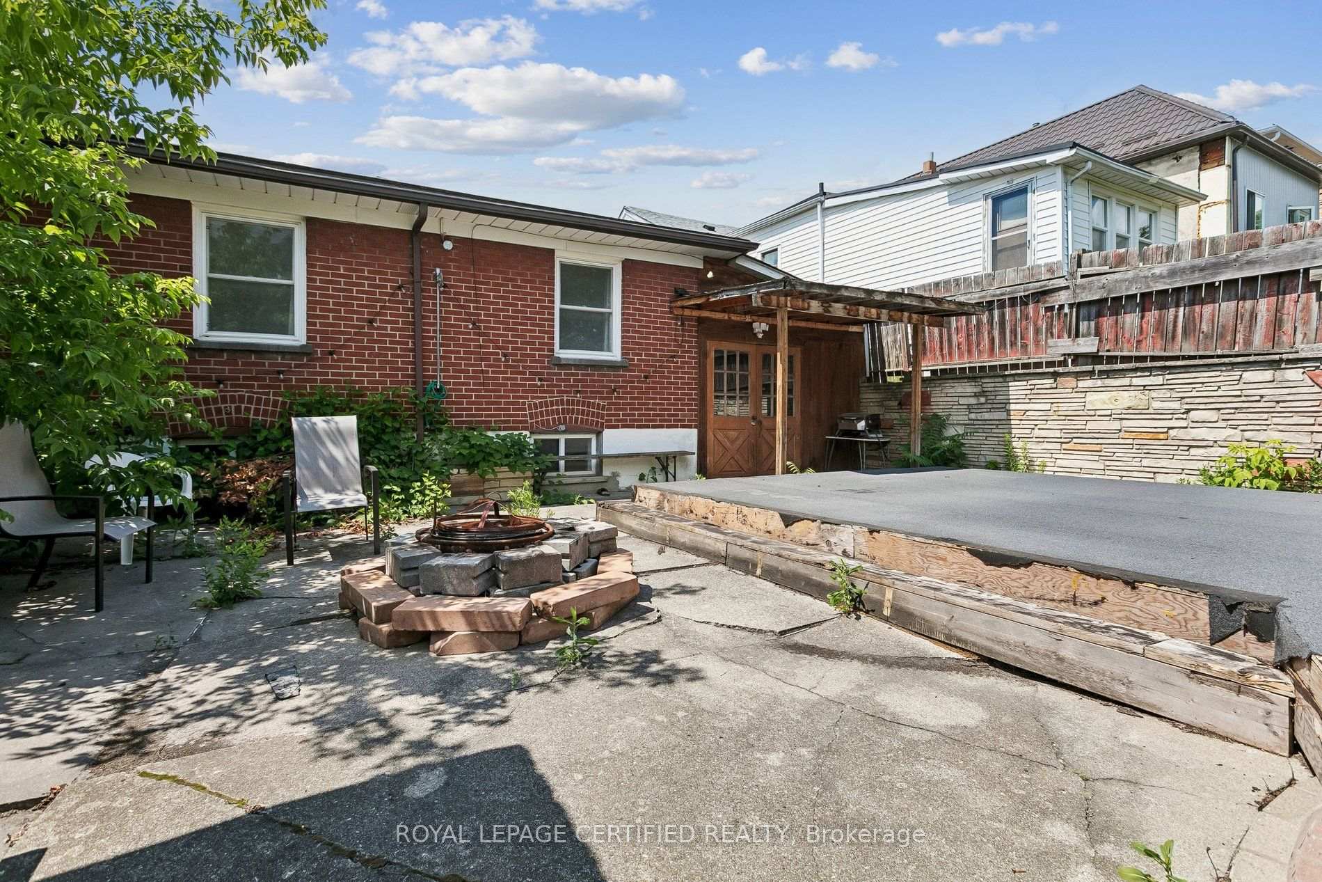 Photo 34 of 33 Donald Avenue, Toronto, Keelesdale-Eglinton West — HOMEH