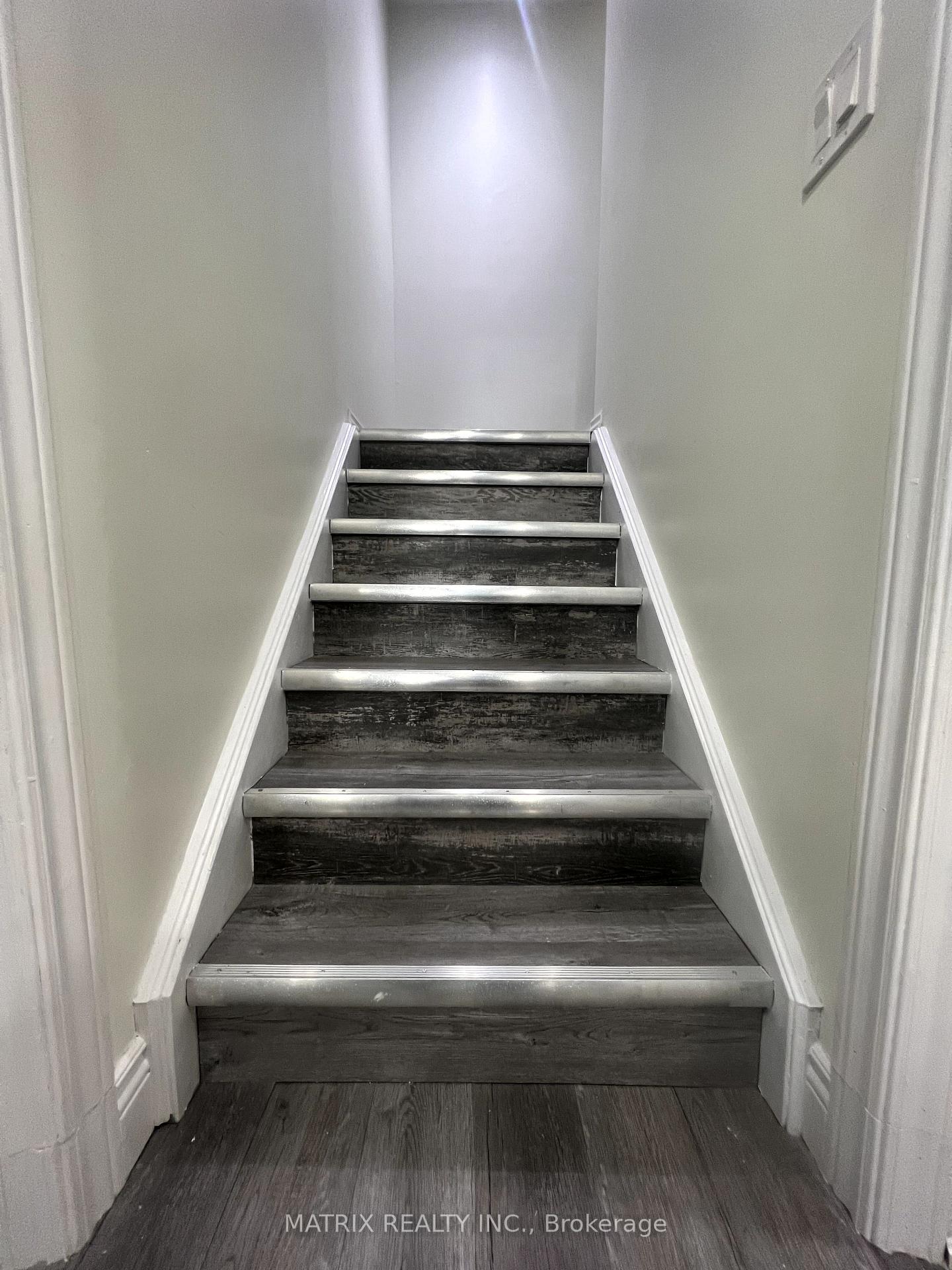 Photo 4 of 2227 Sunflower Road, Pickering, Brock Ridge — HOMEH