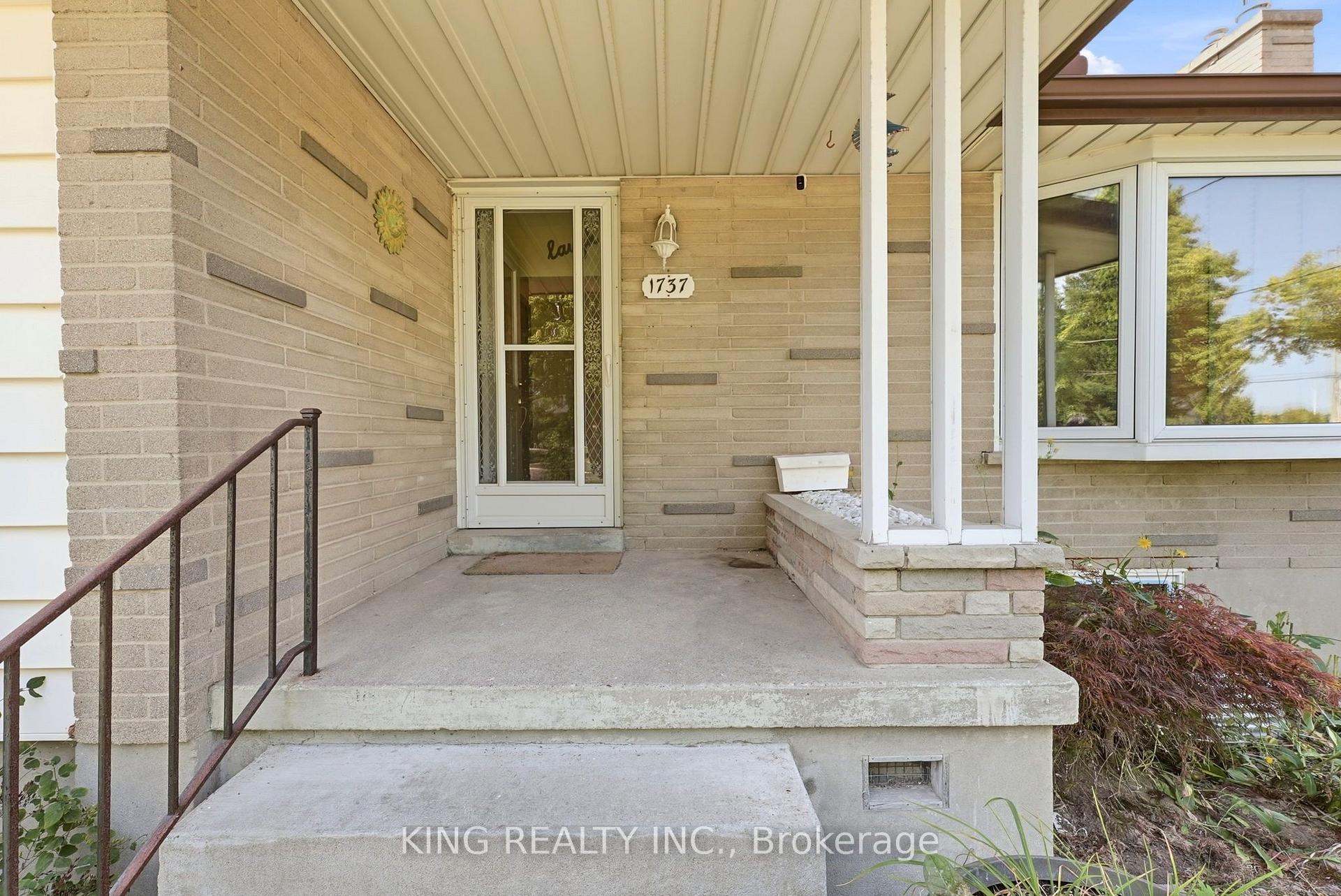 Photo 5 of 1737 Wavell Street, London, East H — HOMEH
