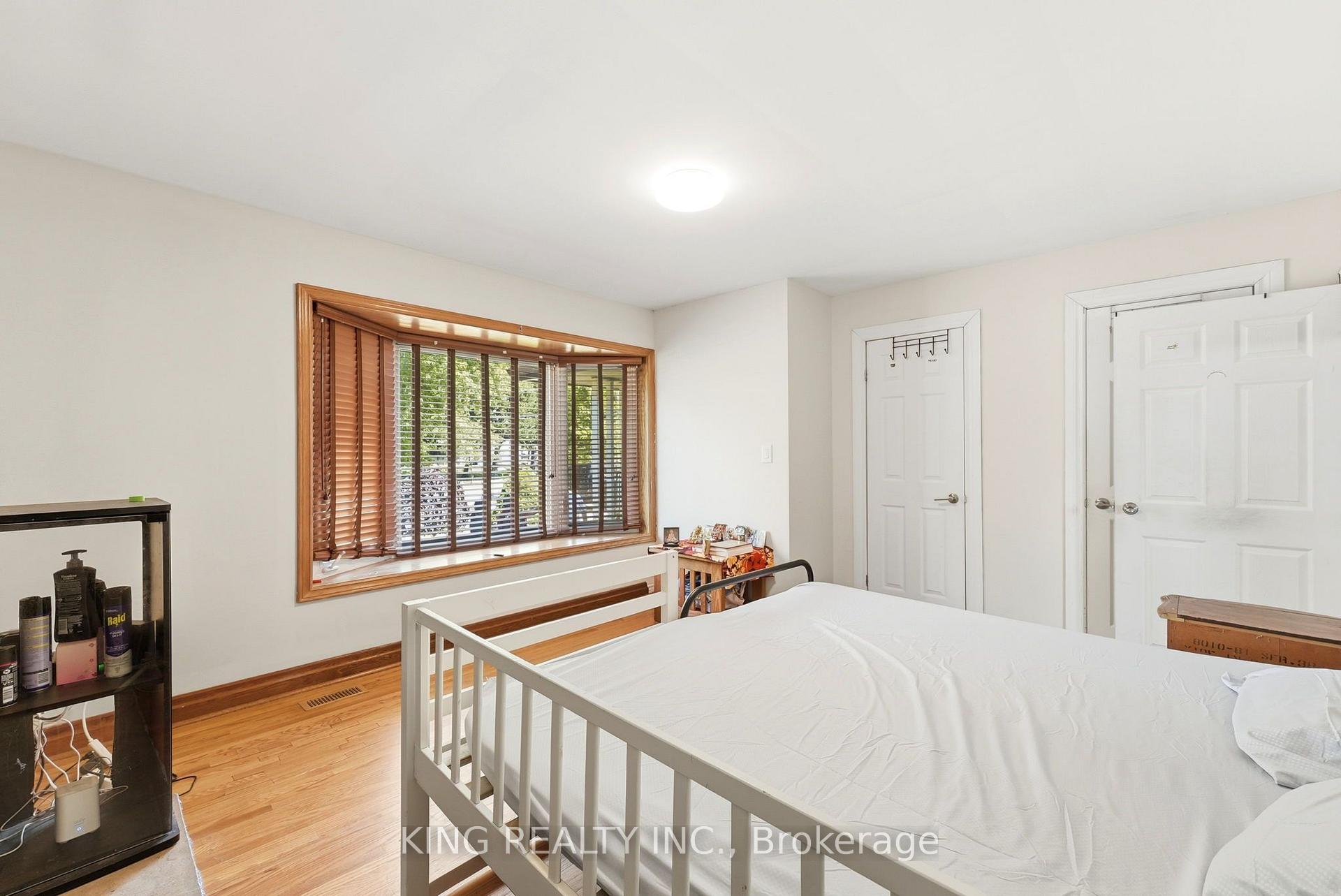 Photo 19 of 1737 Wavell Street, London, East H — HOMEH