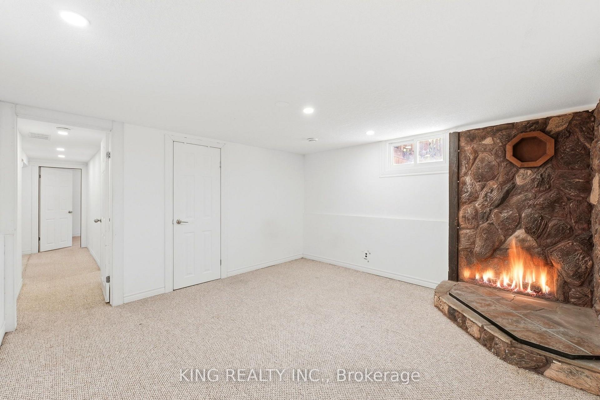 Photo 21 of 1737 Wavell Street, London, East H — HOMEH