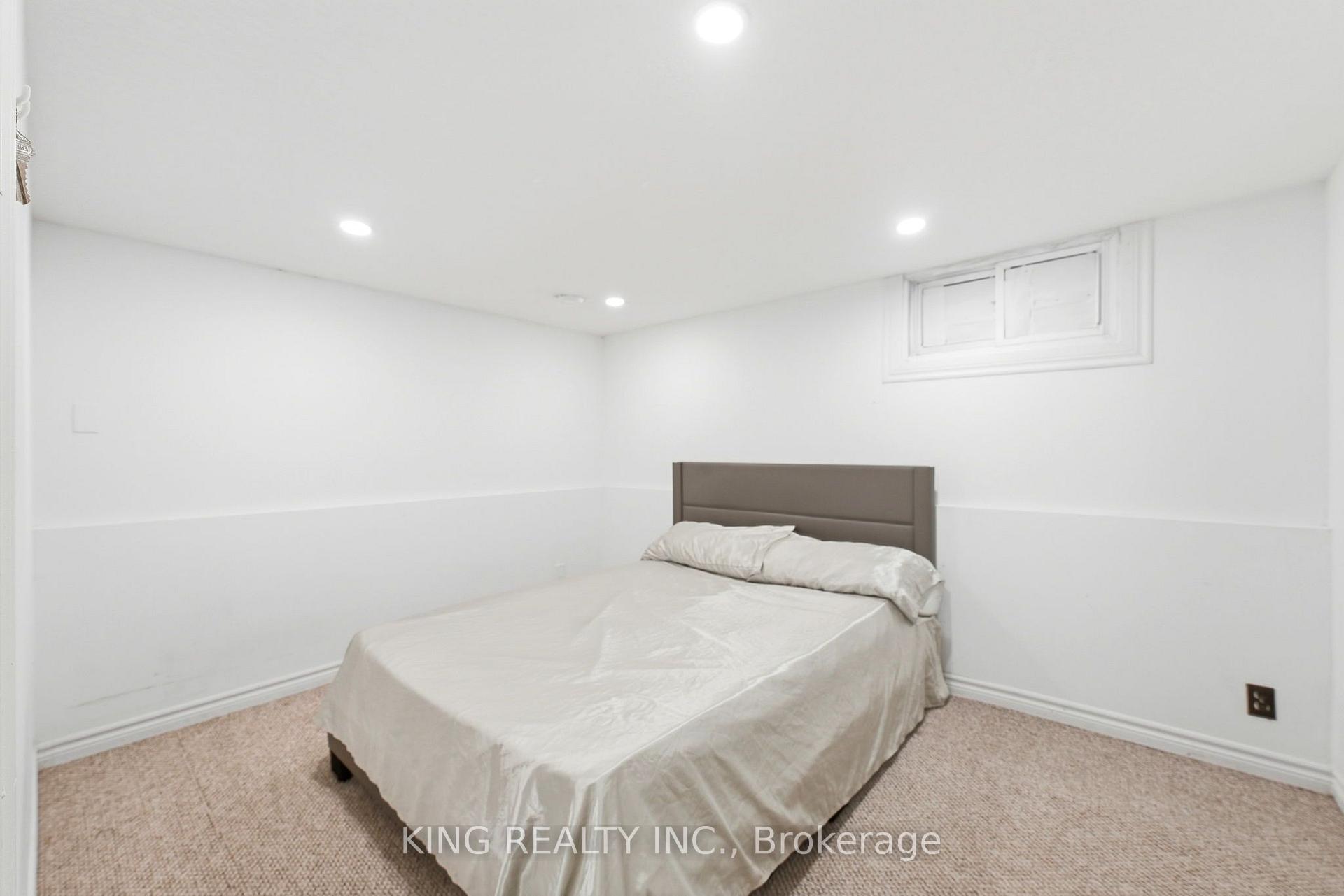 Photo 24 of 1737 Wavell Street, London, East H — HOMEH