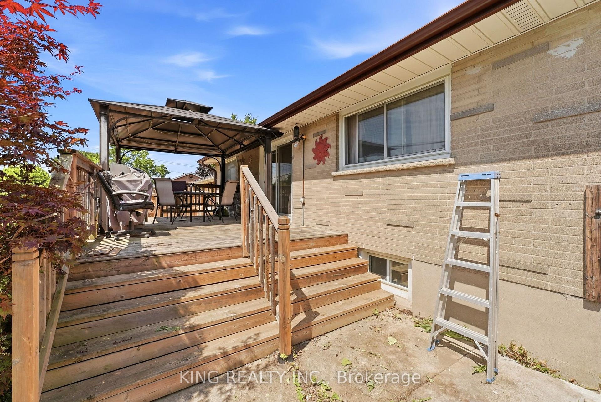 Photo 28 of 1737 Wavell Street, London, East H — HOMEH