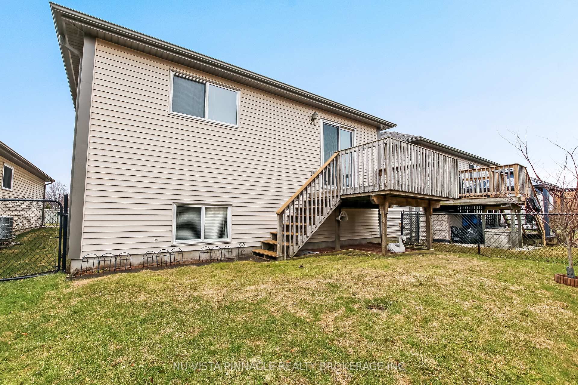 Photo 3 of Unit 29, 335 Lighthouse Road, London, South U — HOMEH