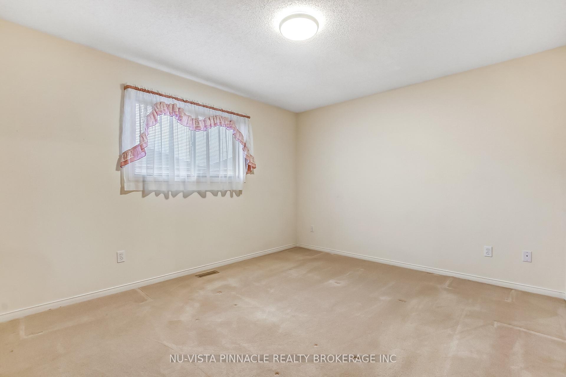Photo 11 of Unit 29, 335 Lighthouse Road, London, South U — HOMEH