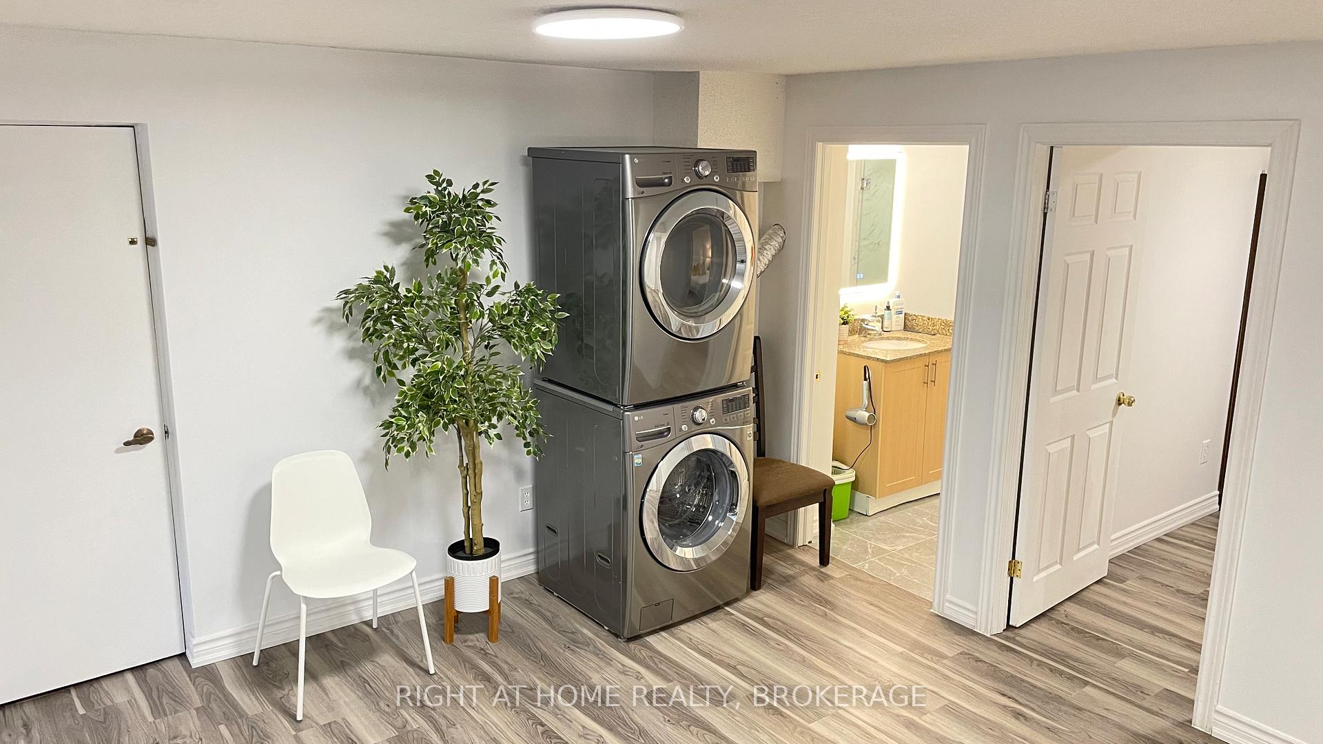 Photo 9 of Unit Lower, 1163 Rosethorne Road, Oakville, Glen Abbey — HOMEH