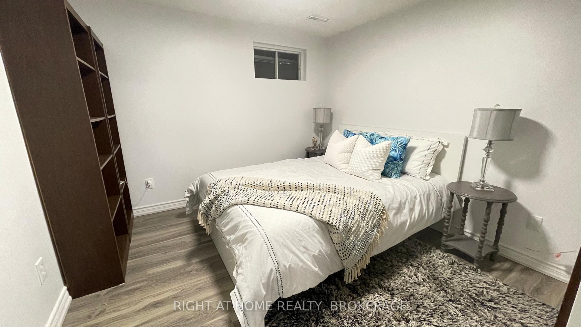 Photo 11 of Unit Lower, 1163 Rosethorne Road, Oakville, Glen Abbey — HOMEH