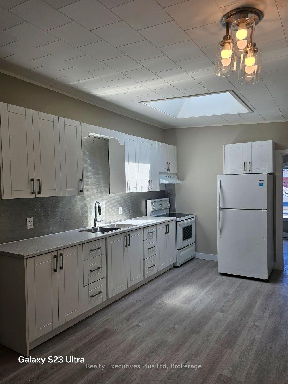Photo 5 of Unit Apt 2, 884 County Rd 6 S, Tiny, Wyevale — HOMEH