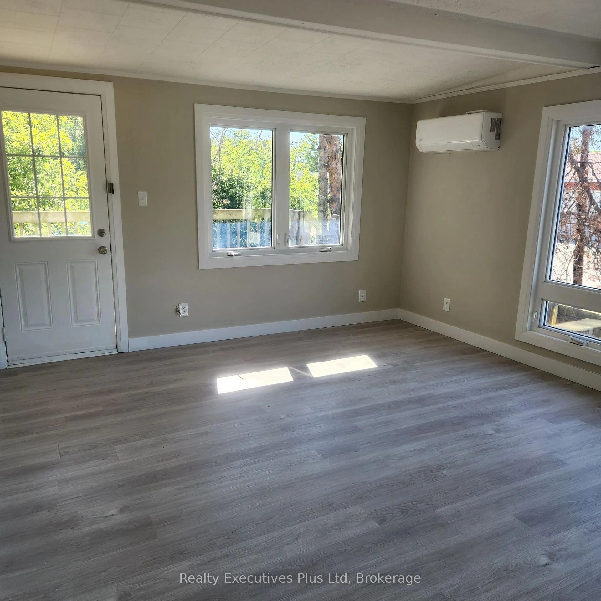 Photo 8 of Unit Apt 2, 884 County Rd 6 S, Tiny, Wyevale — HOMEH