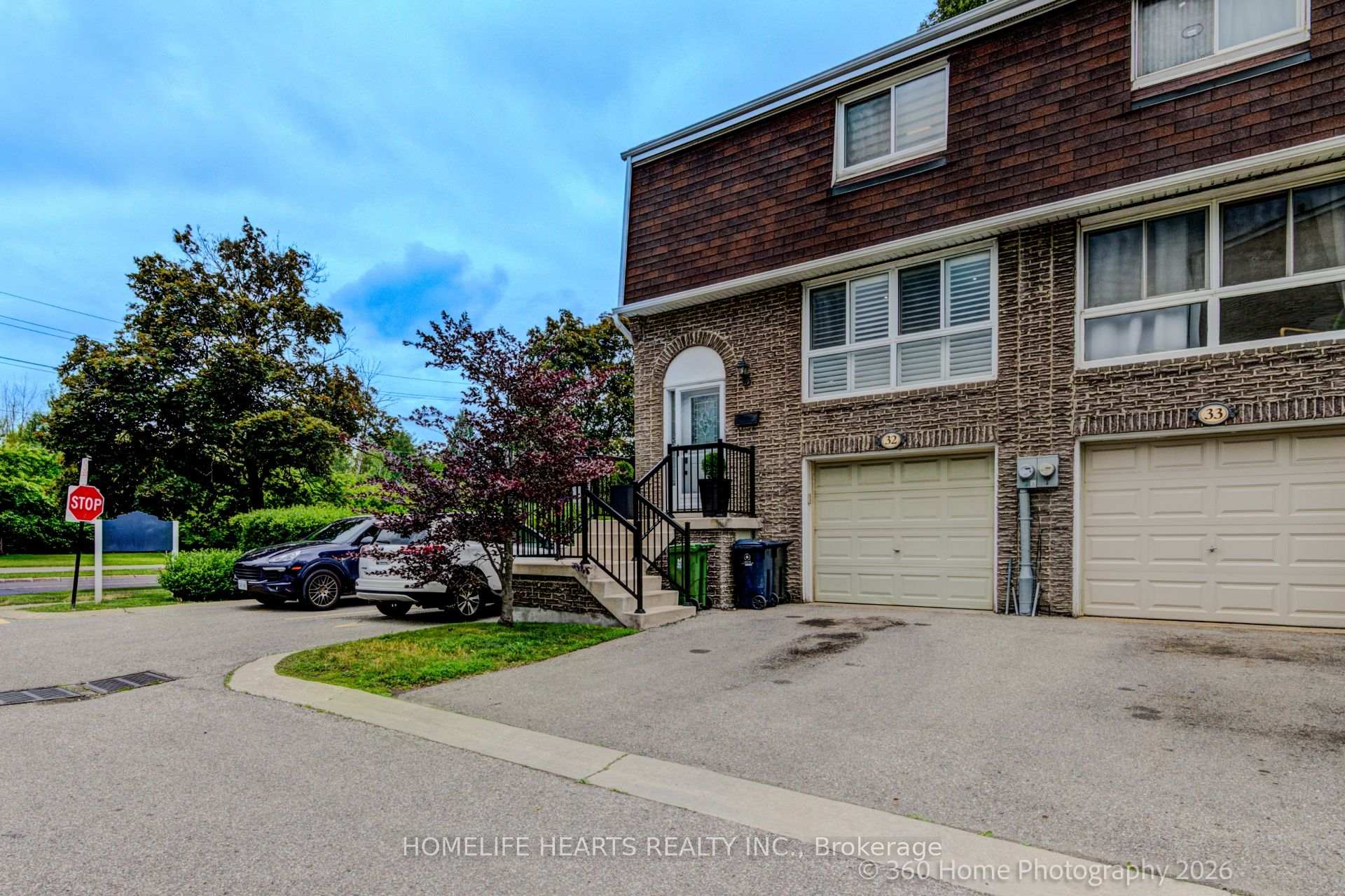Photo 2 of Unit 32, 625 Rathburn Road, Etobicoke, Eringate-Centennial-West Deane — HOMEH