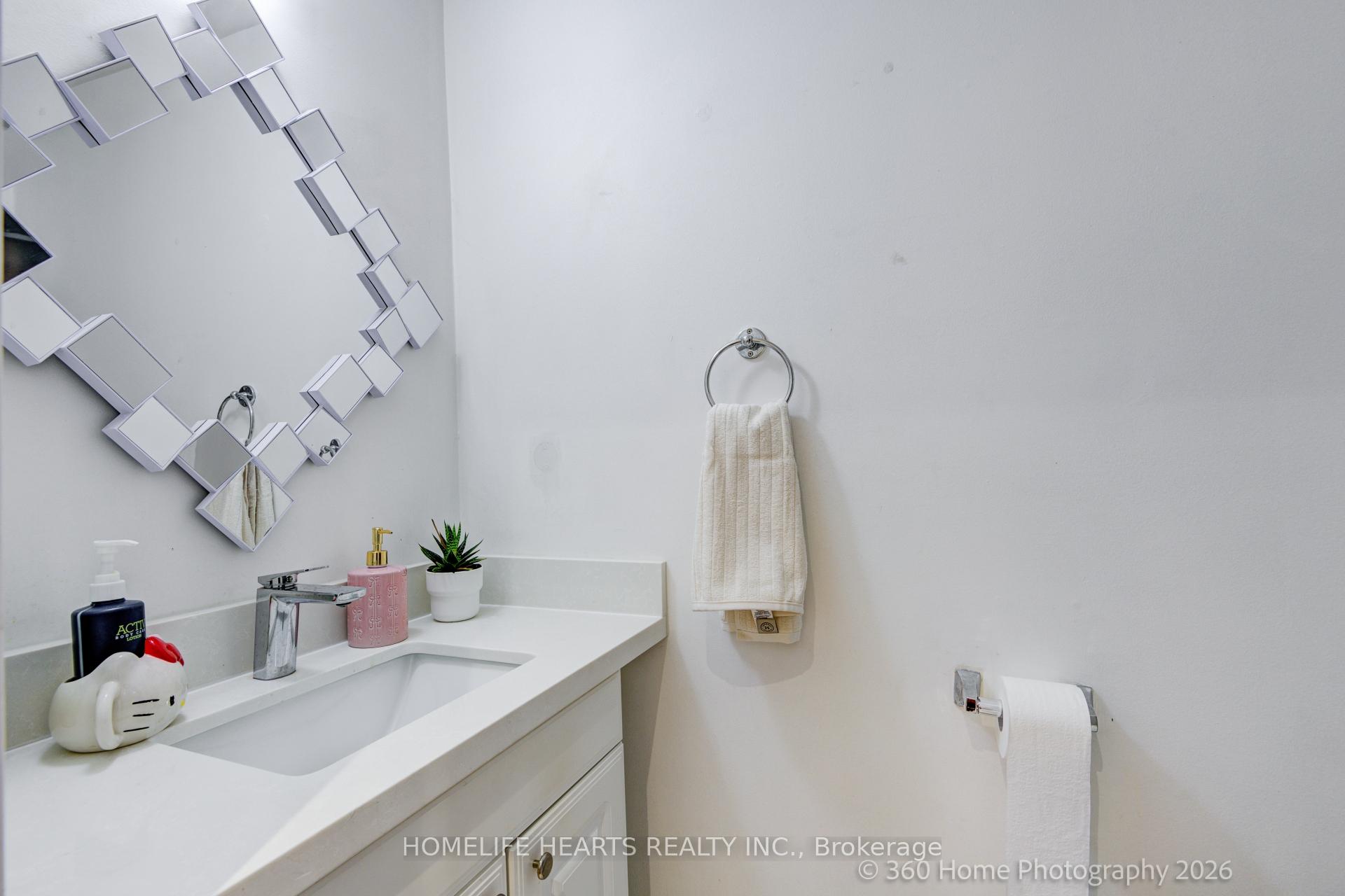 Photo 13 of Unit 32, 625 Rathburn Road, Etobicoke, Eringate-Centennial-West Deane — HOMEH