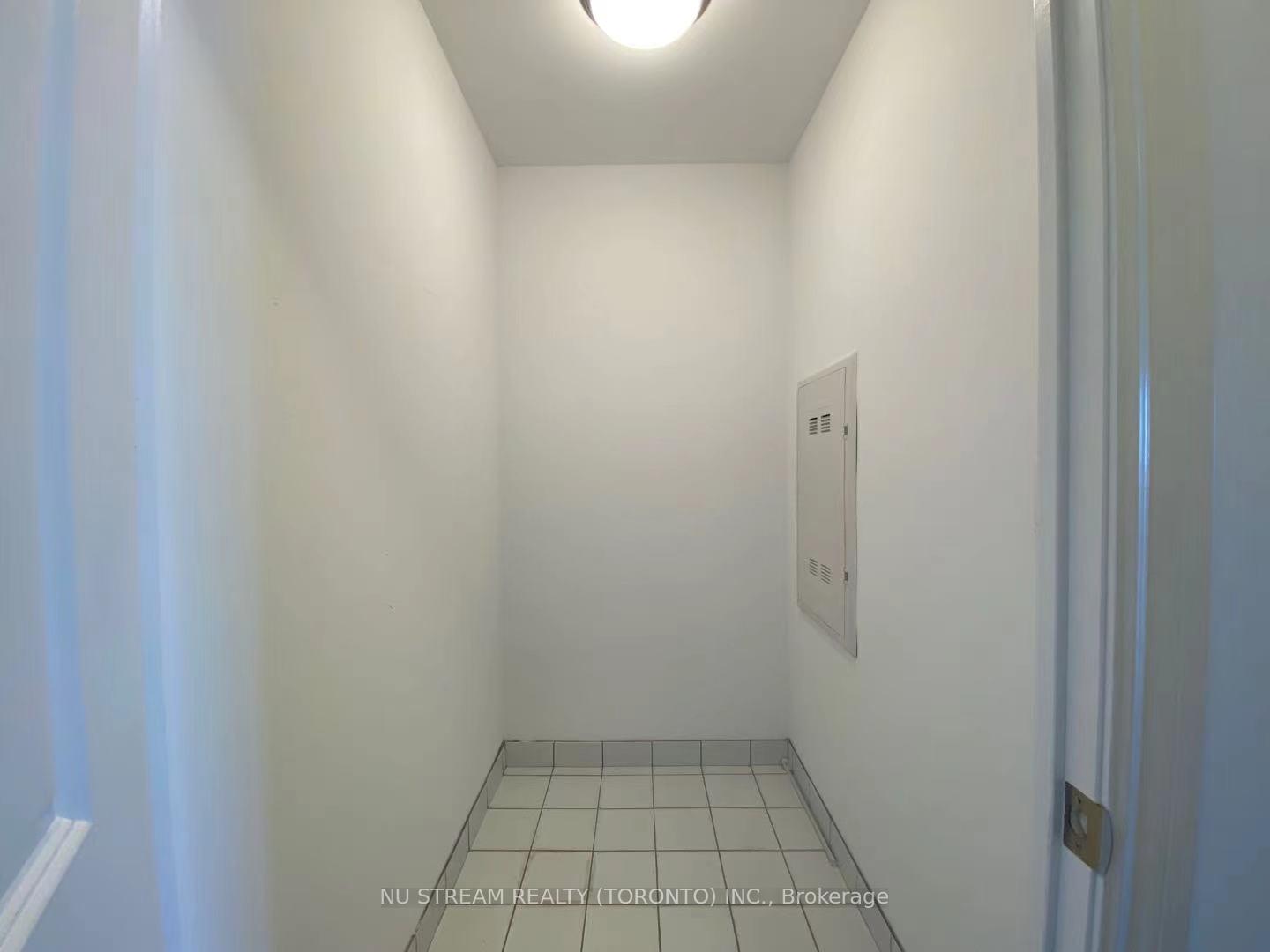 Photo 13 of Unit 4504, 386 Yonge Street, Toronto, Bay Street Corridor — HOMEH