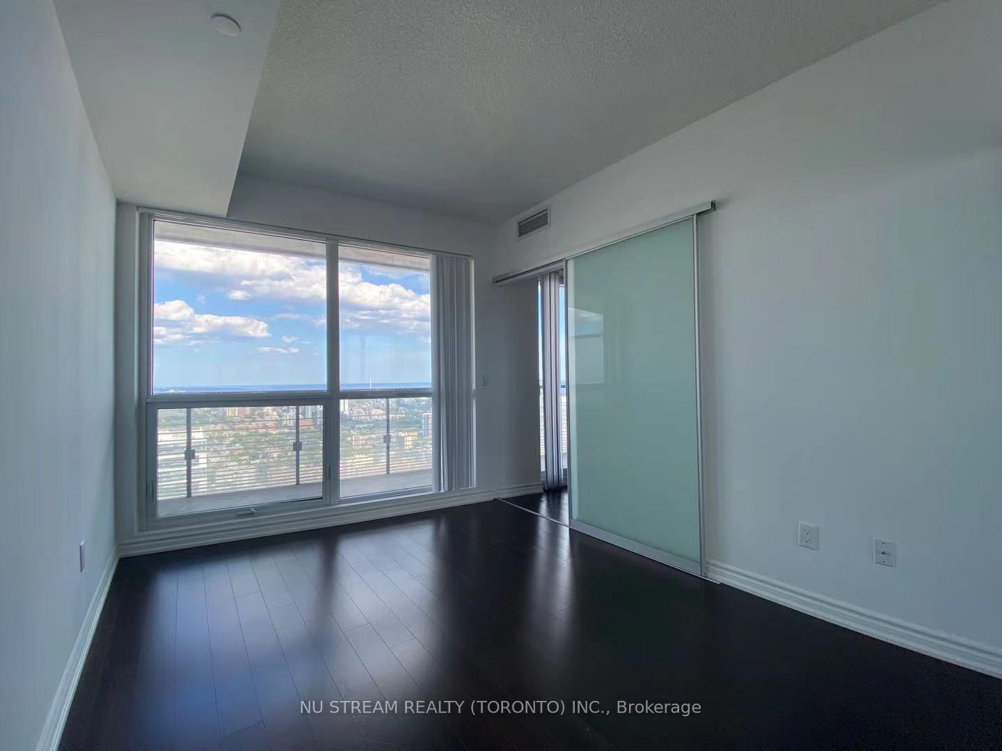 Photo 19 of Unit 4504, 386 Yonge Street, Toronto, Bay Street Corridor — HOMEH