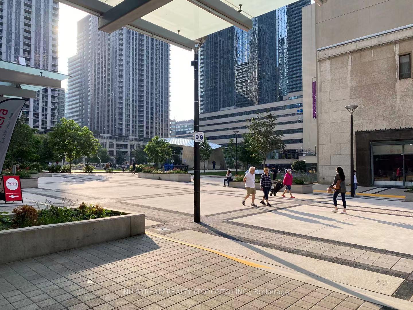 Photo 24 of Unit 4504, 386 Yonge Street, Toronto, Bay Street Corridor — HOMEH
